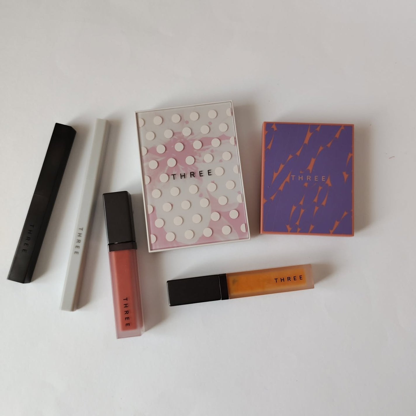 THREE シマリング グロー デュオ/THREE/クリームハイライトを使ったクチコミ(1枚目)