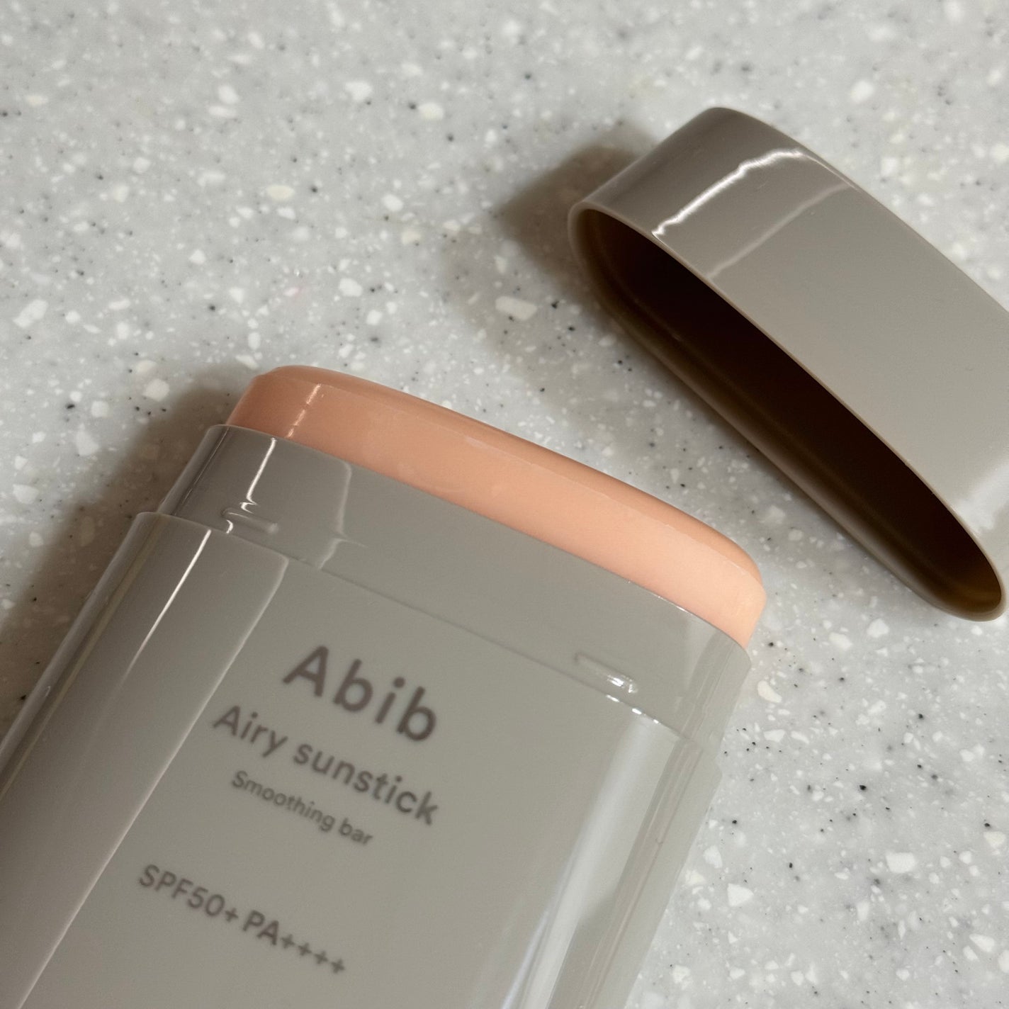 クイック サンスティック プロテクションバー/Abib /日焼け止めスティックを使ったクチコミ(4枚目)