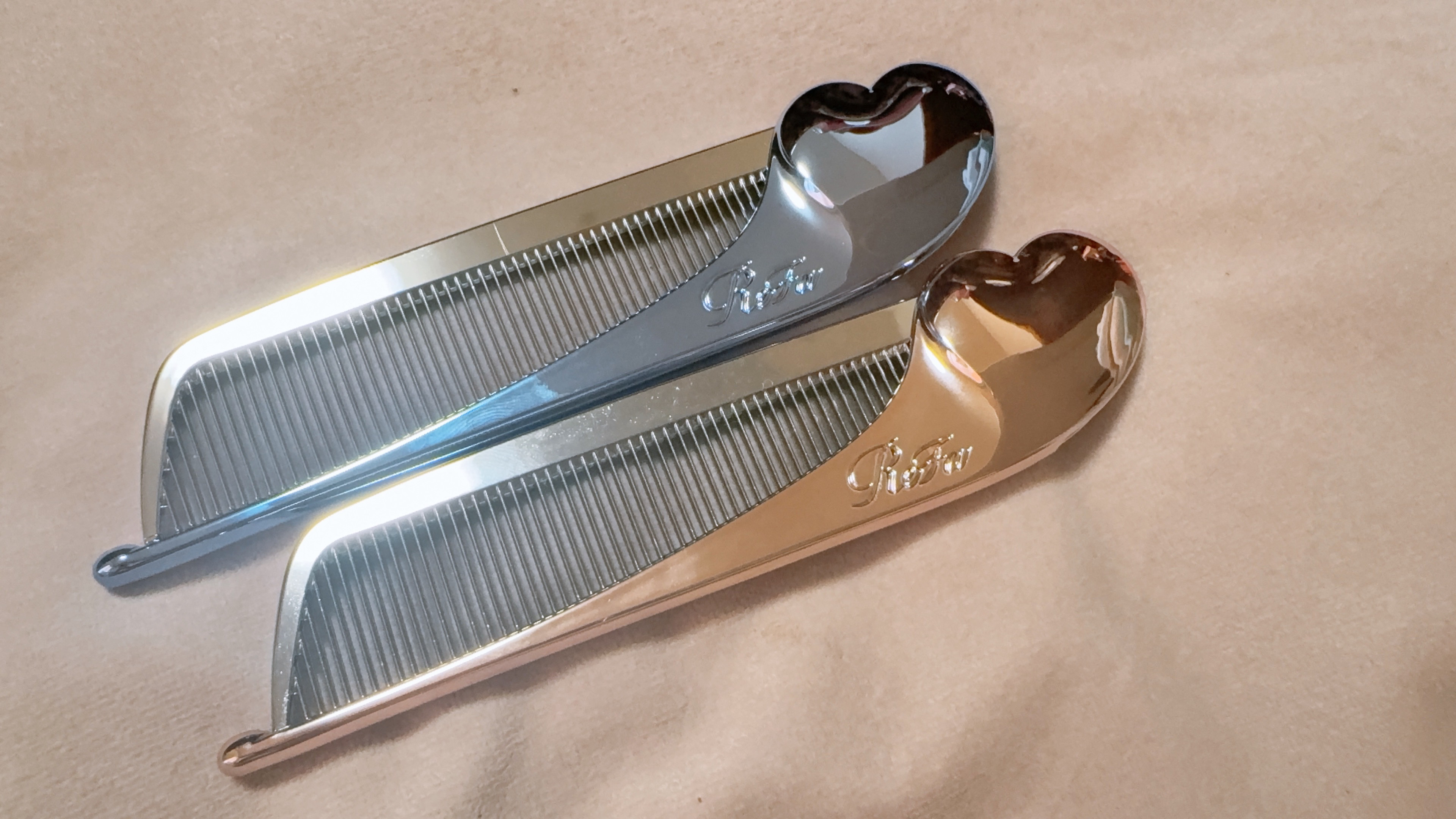 ReFa HEART COMB Aira/ReFa/ヘアコームを使ったクチコミ（1枚目）