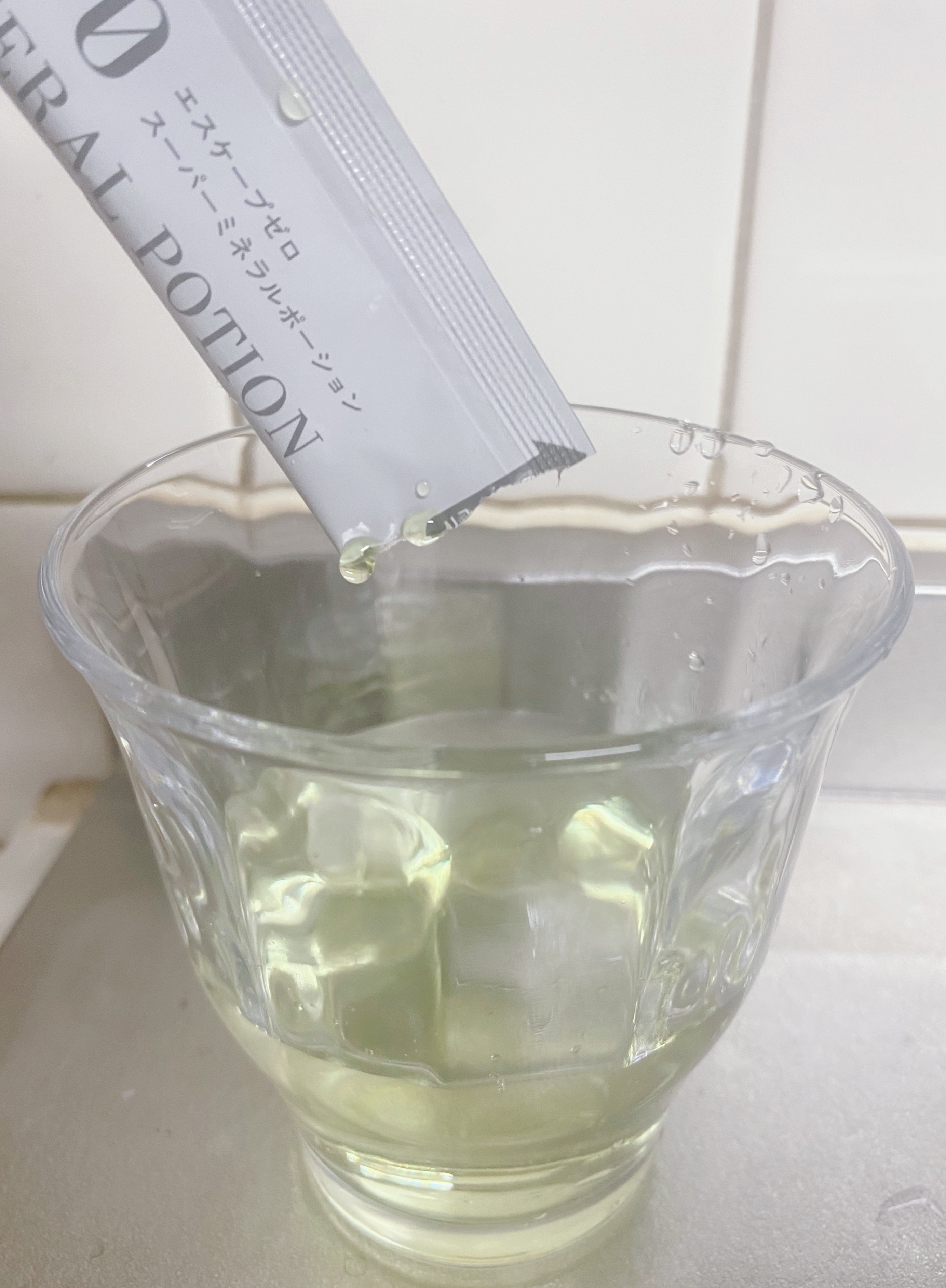 スーパーミネラルポーション/ESCAPE0/健康サプリメントを使ったクチコミ（3枚目）