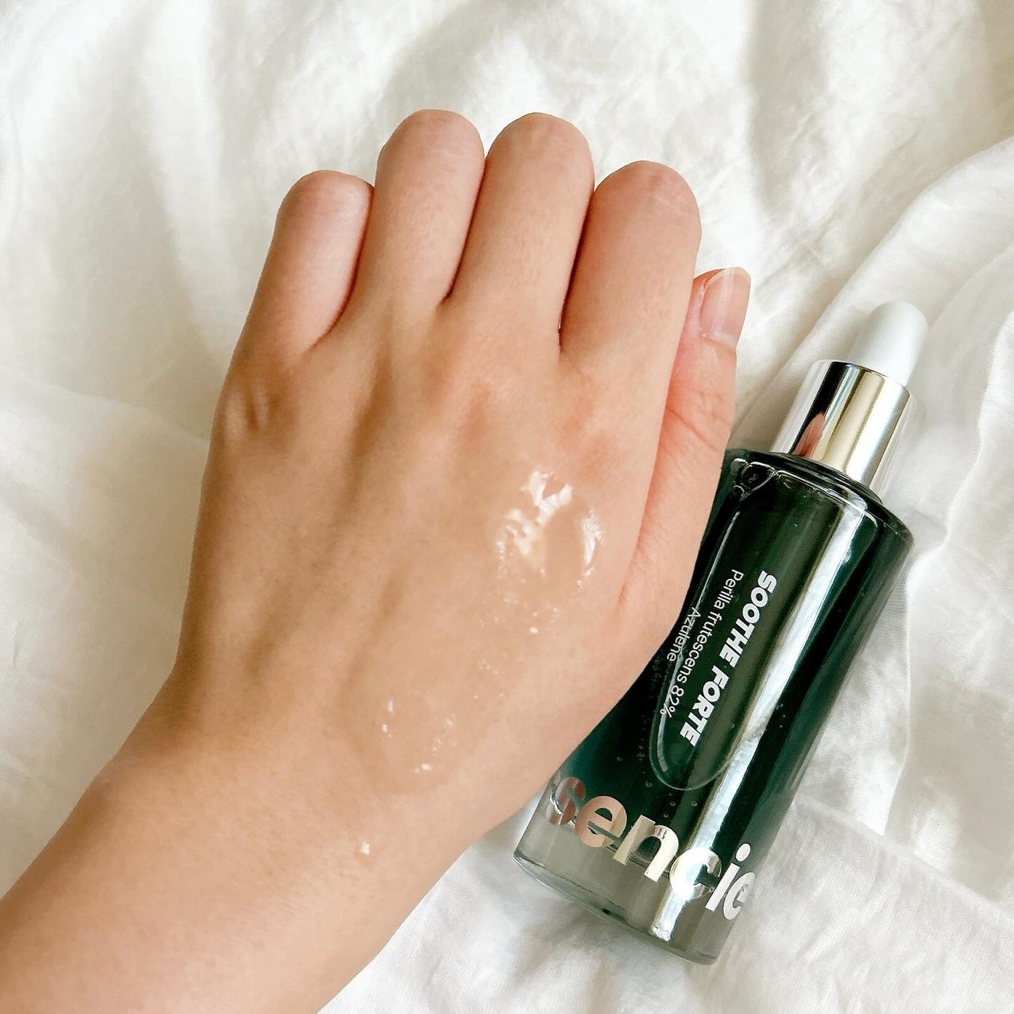 SOOTHE FORTE SERUM/essenciel/ブースター・導入液を使ったクチコミ(5枚目)
