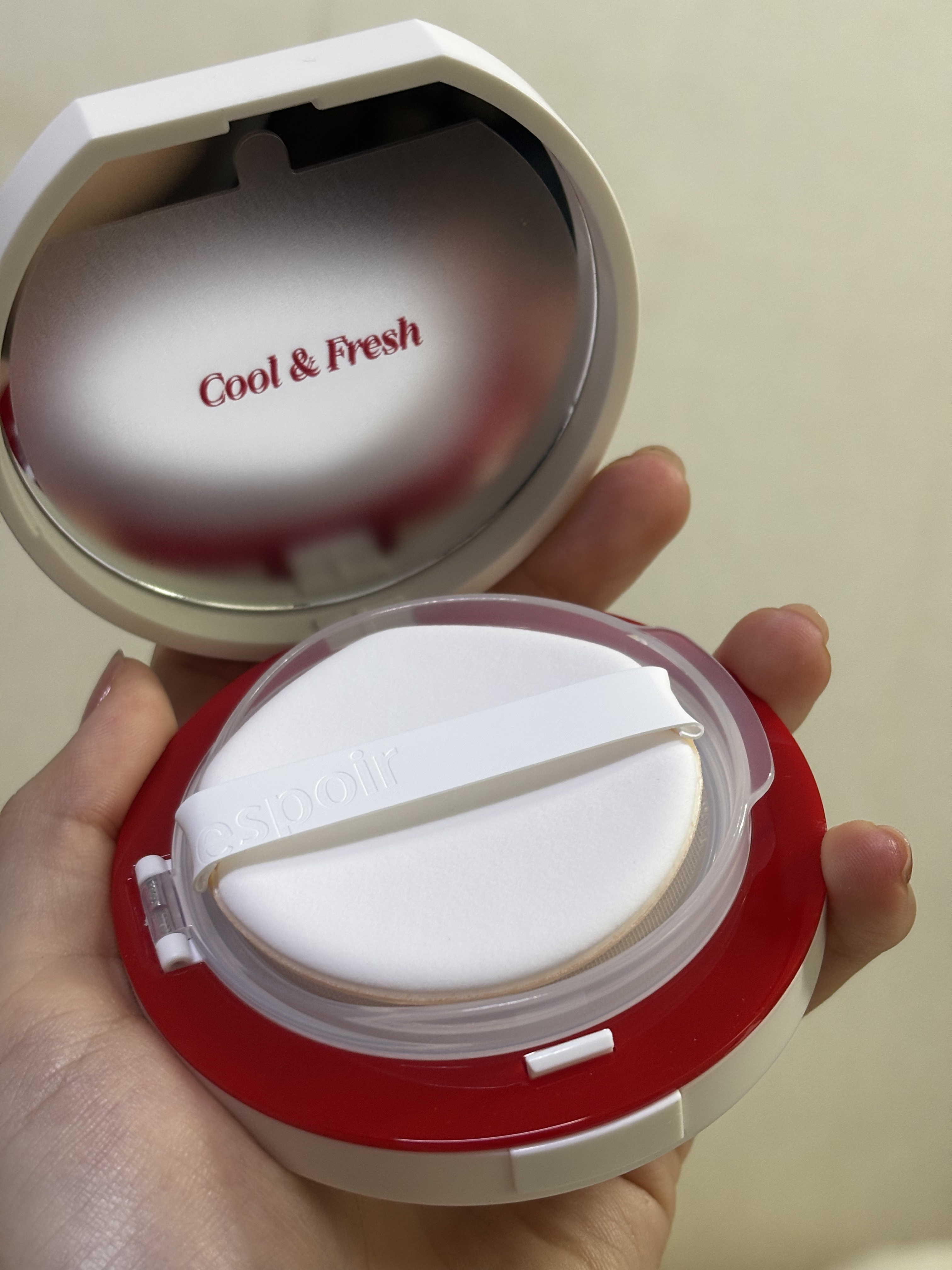 ビーベルベット セバムカットクッション/espoir/プレストパウダーを使ったクチコミ（2枚目）