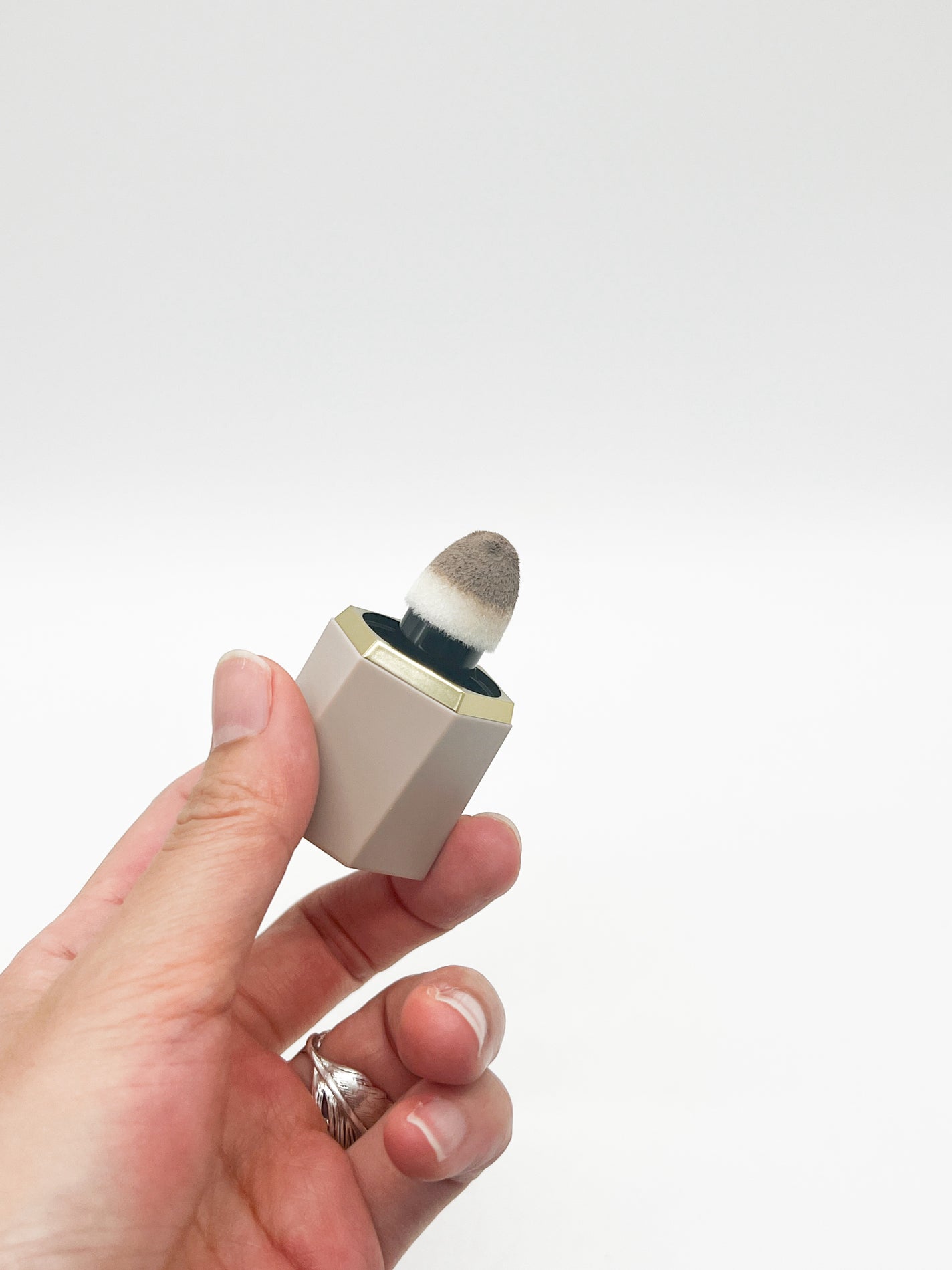 りぴ☆Webライター on LIPS 「【SHEGLAMさまからいただきました】SHEGLAMリキッド..」(3枚目)