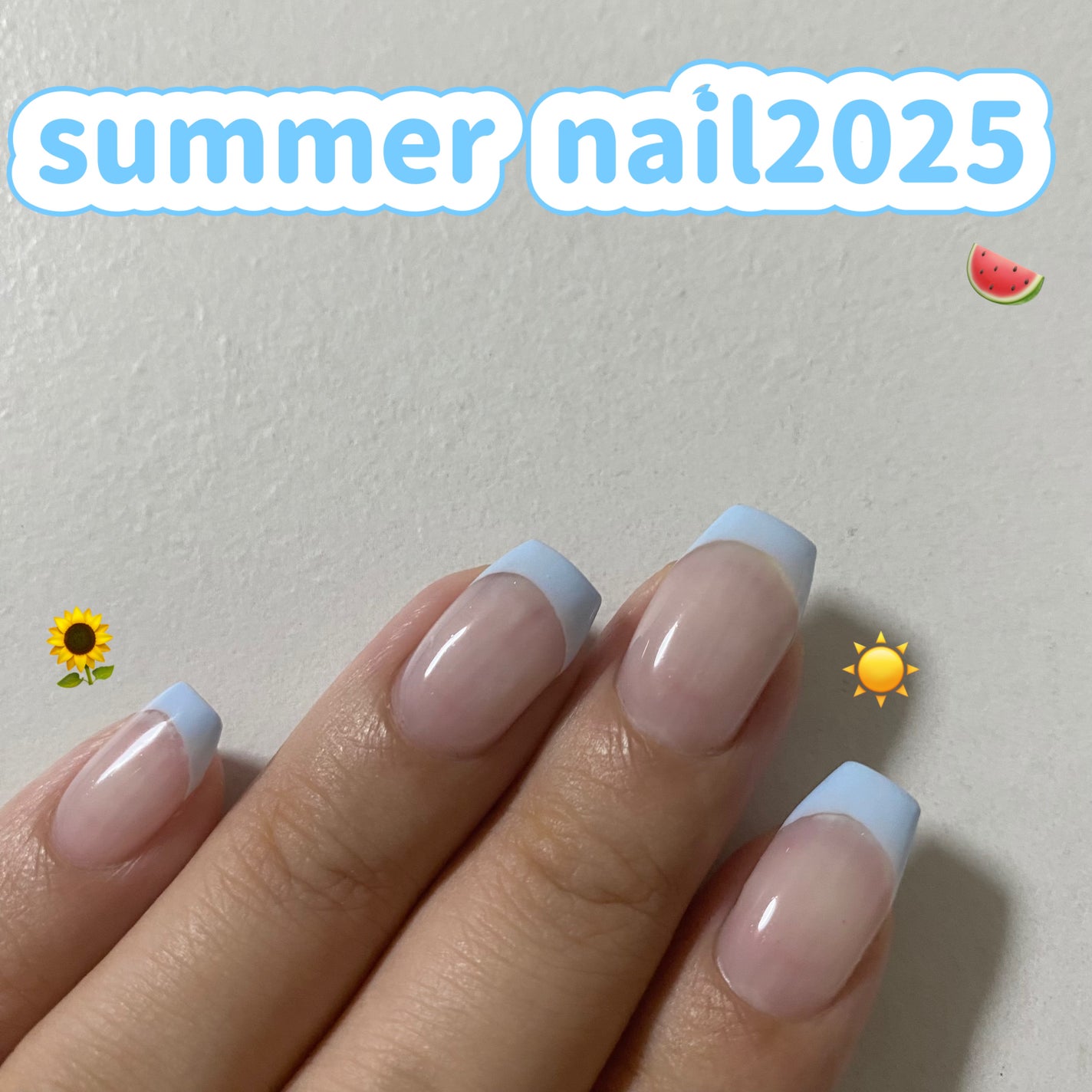 まる/フォロバ◎ on LIPS 「夏使用に爽やかなスカイブルーフレンチにしました☀️手元が涼しげ..」(1枚目)