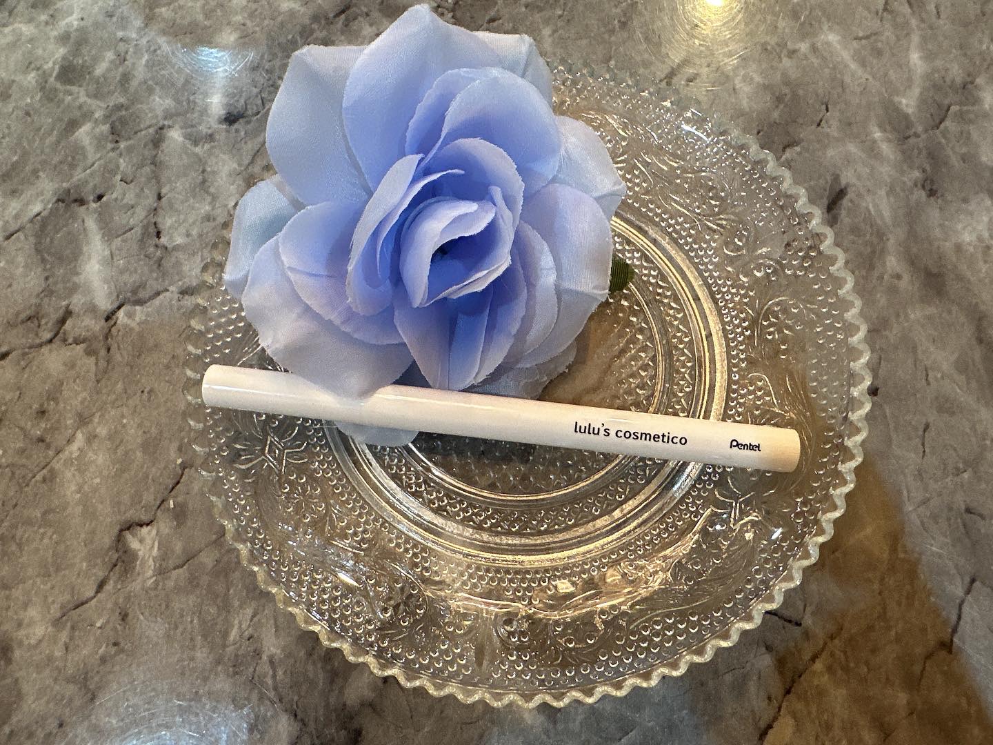 リキッドアイライナー/ルルズコスメティコ/リキッドアイライナーを使ったクチコミ（3枚目）