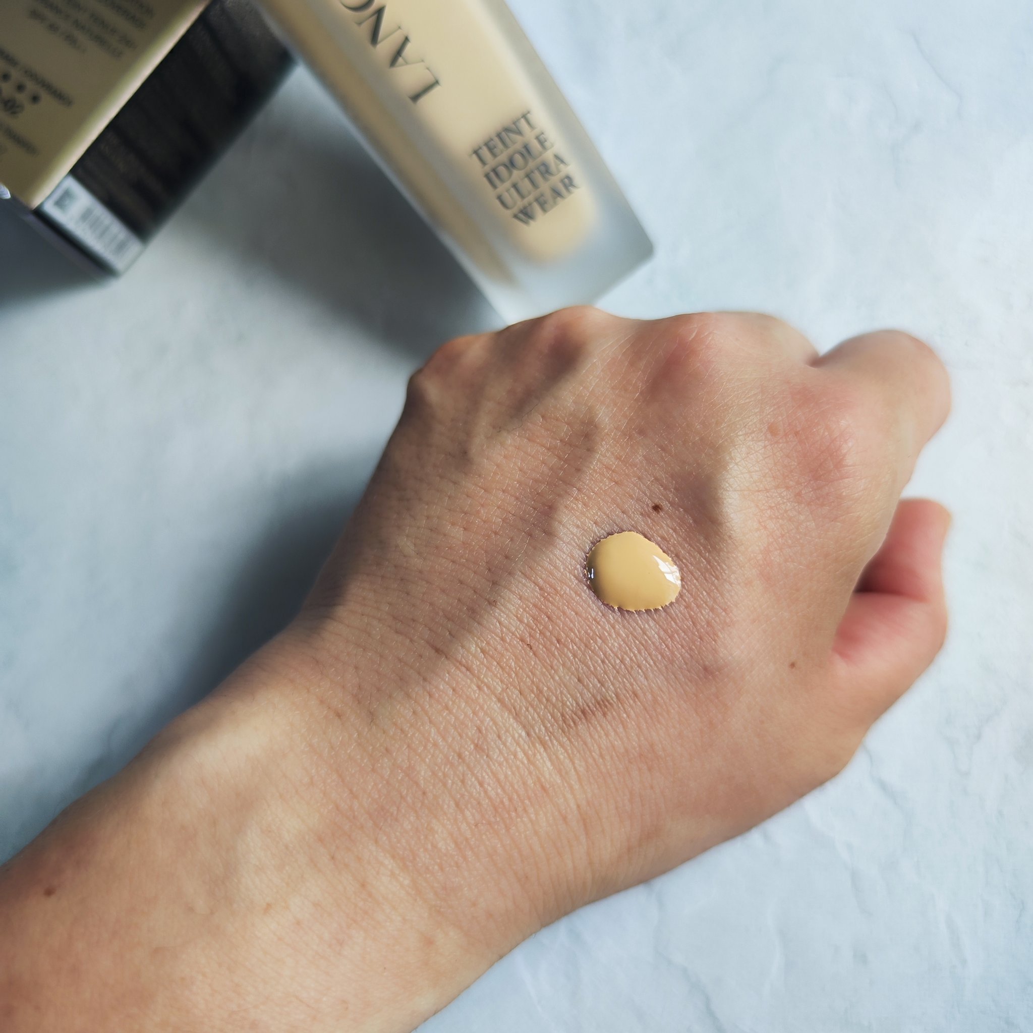 タンイドル ウルトラ ウェア リキッド N/LANCOME/リキッドファンデーションを使ったクチコミ（2枚目）