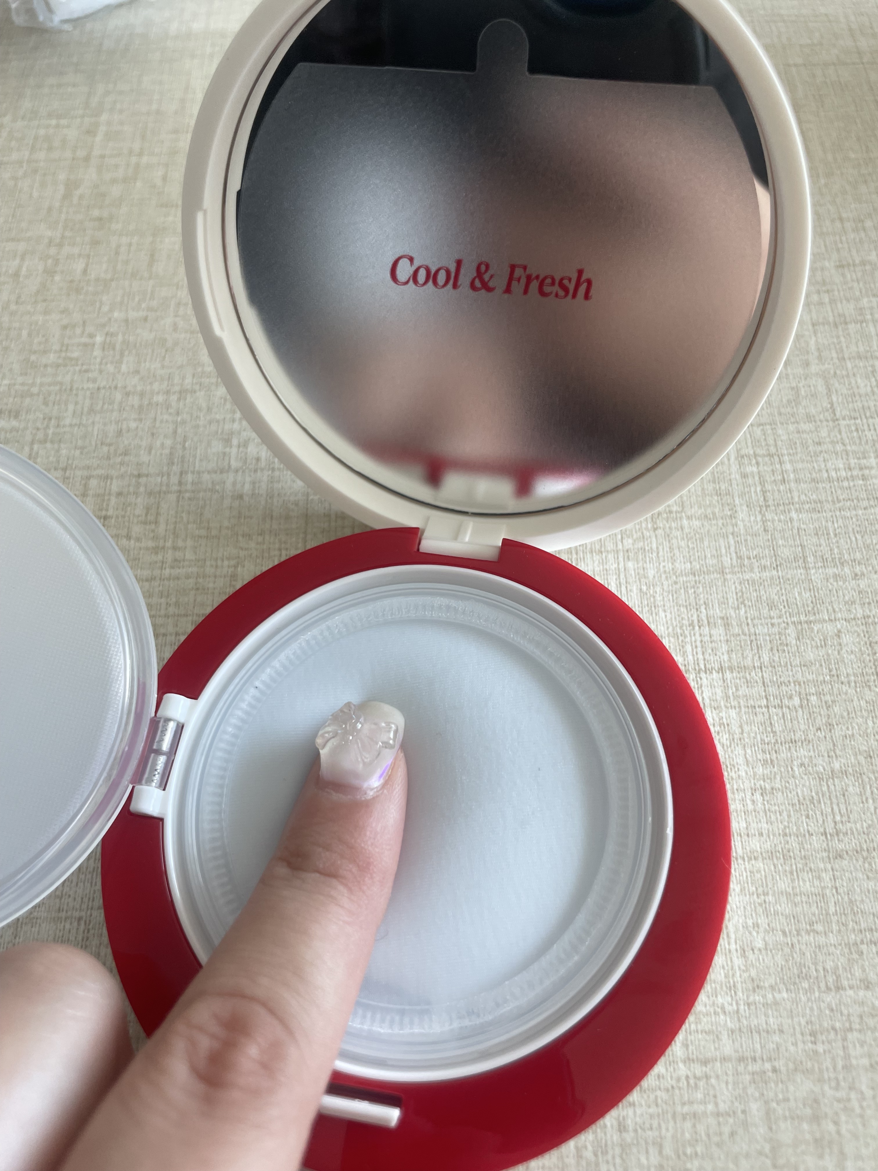 ビーベルベット セバムカットクッション/espoir/プレストパウダーを使ったクチコミ（3枚目）