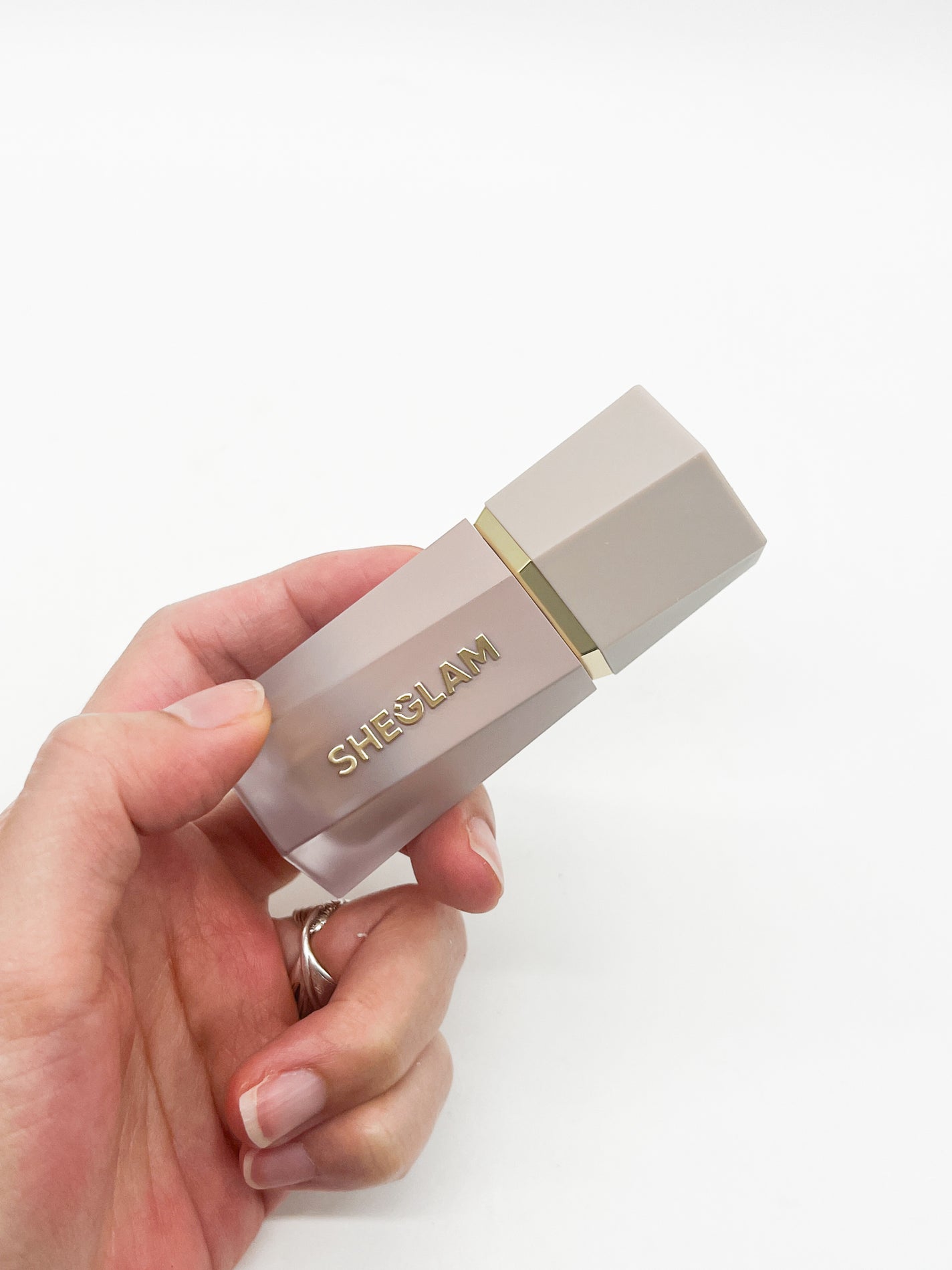 りぴ☆Webライター on LIPS 「【SHEGLAMさまからいただきました】SHEGLAMリキッド..」(2枚目)