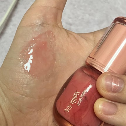 フィー 3Dボリューミンググロス/fwee/リップグロスを使ったクチコミ(1枚目)