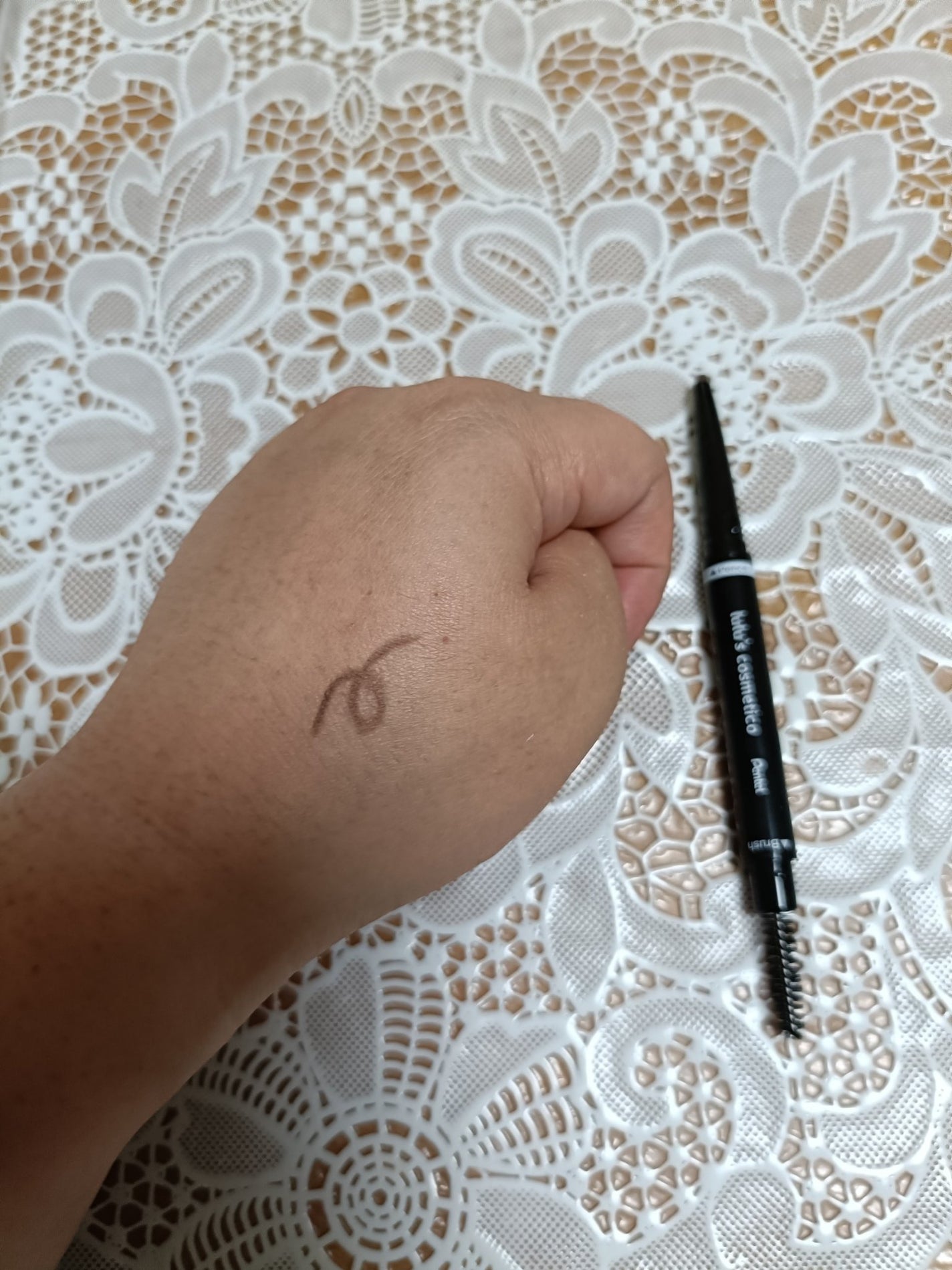 アイブロウペンシル/ルルズコスメティコ/アイブロウペンシルを使ったクチコミ(2枚目)