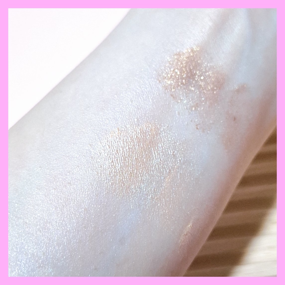 ハイパーホロビーム アイグリッター/BANILA CO/グリッターを使ったクチコミ（3枚目）