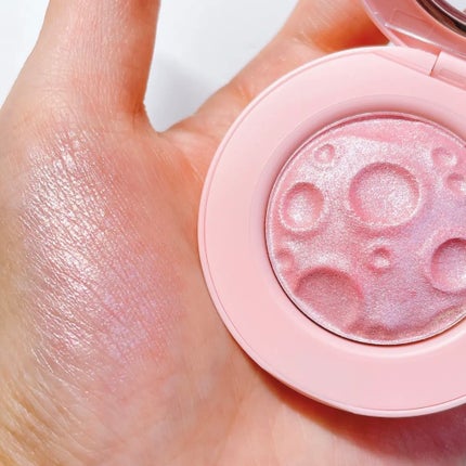 ルナグロウ ハイライター ハートギャラクシー/SHEGLAM/パウダーハイライトの画像