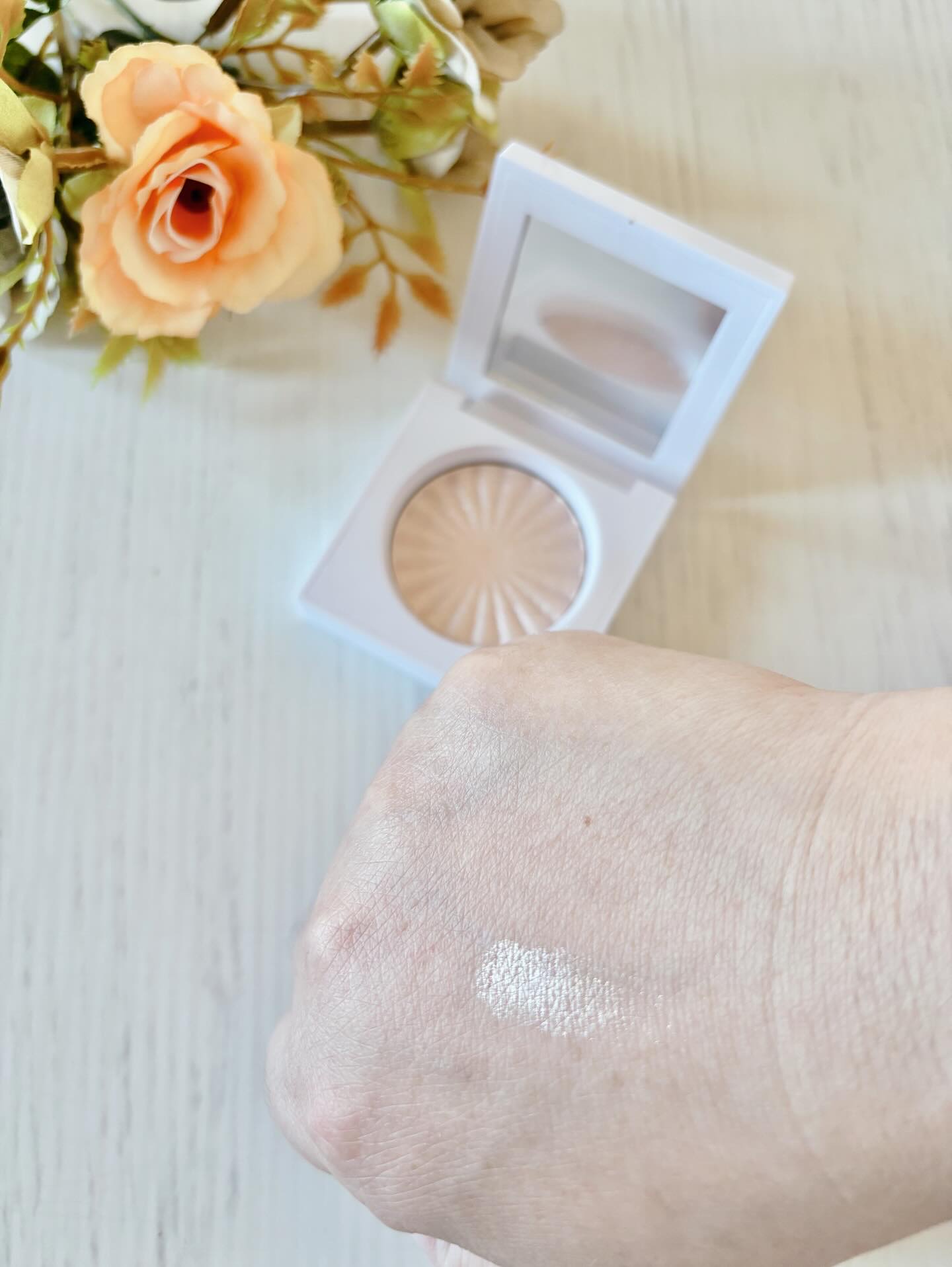 OFRA mini Highlighter/Ofra Cosmetics/パウダーハイライトを使ったクチコミ（2枚目）