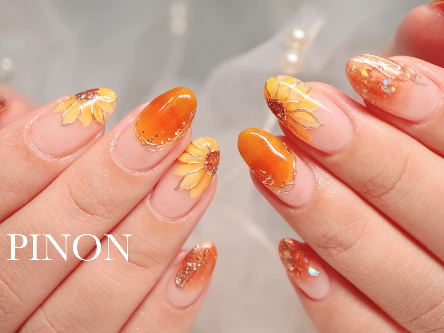 shino on LIPS 「designcourse🌻♡ひまわりとクリア感のあるカラーが可..」(1枚目)