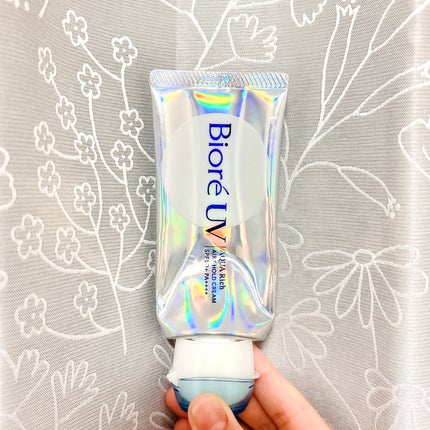 アクアリッチ エアリーホールドクリーム(呼吸感ベールUV)/ビオレ/日焼け止めクリームを使ったクチコミ(1枚目)