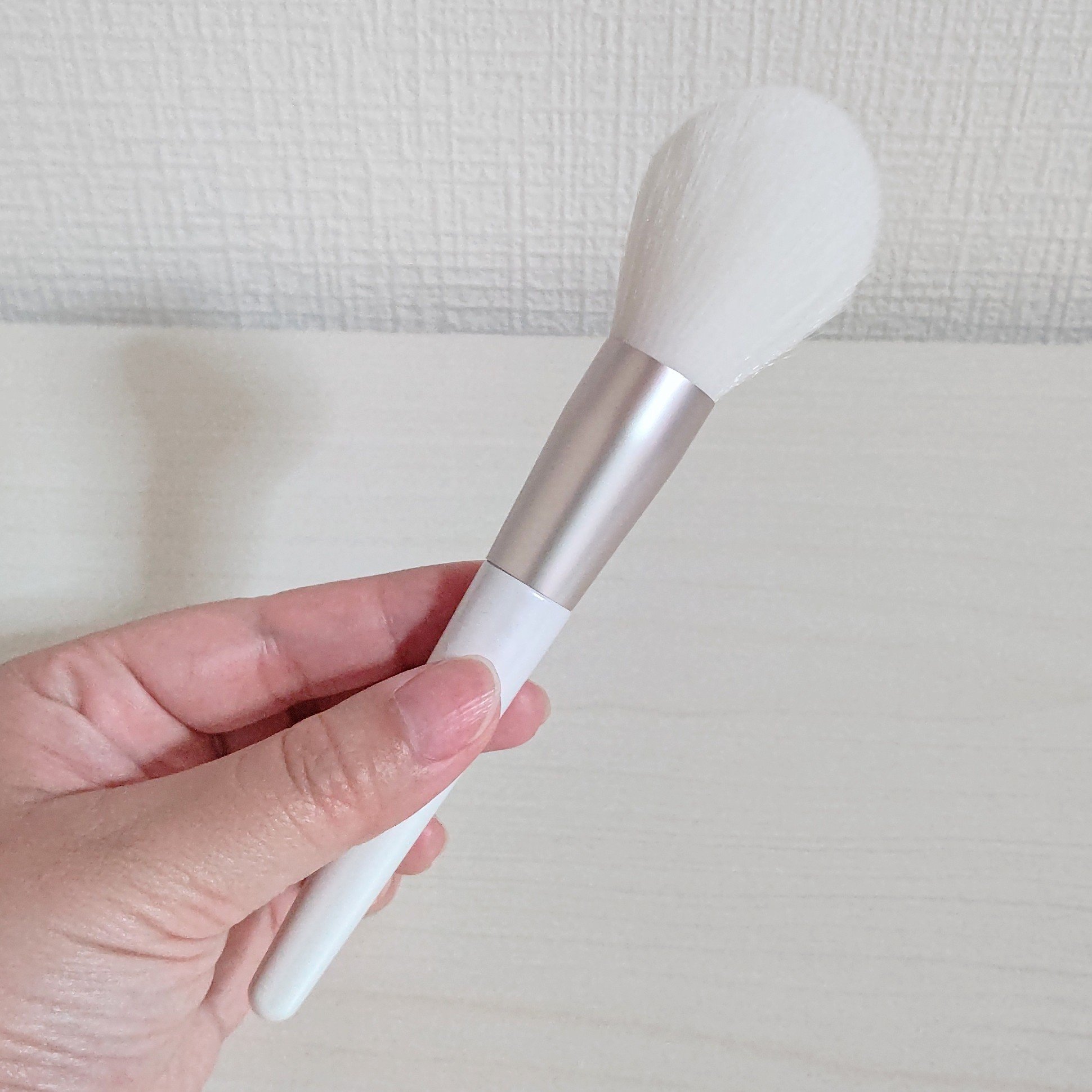 ごくふわブラシ/DAISO/メイクブラシを使ったクチコミ（3枚目）