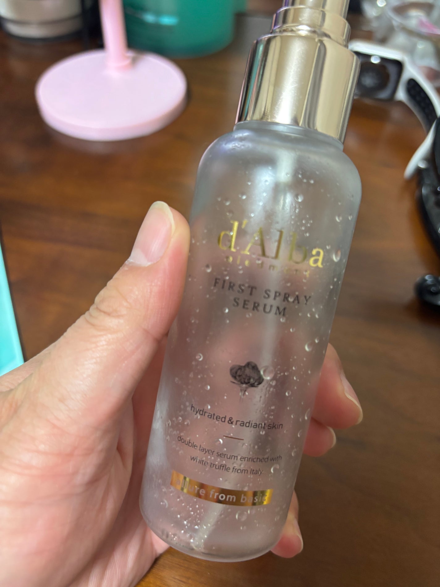 ダルバ ホワイトトリュフファーストスプレーセラム/ダルバ/ミスト状化粧水を使ったクチコミ(1枚目)