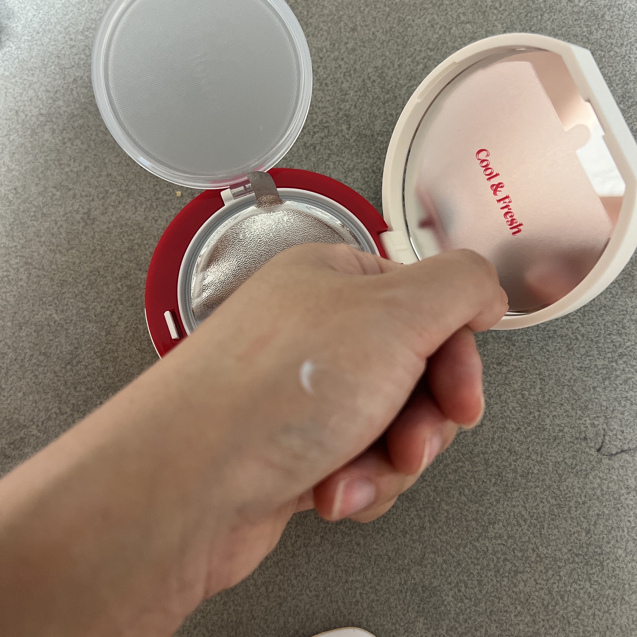 ビーベルベット セバムカットクッション/espoir/プレストパウダーを使ったクチコミ（3枚目）