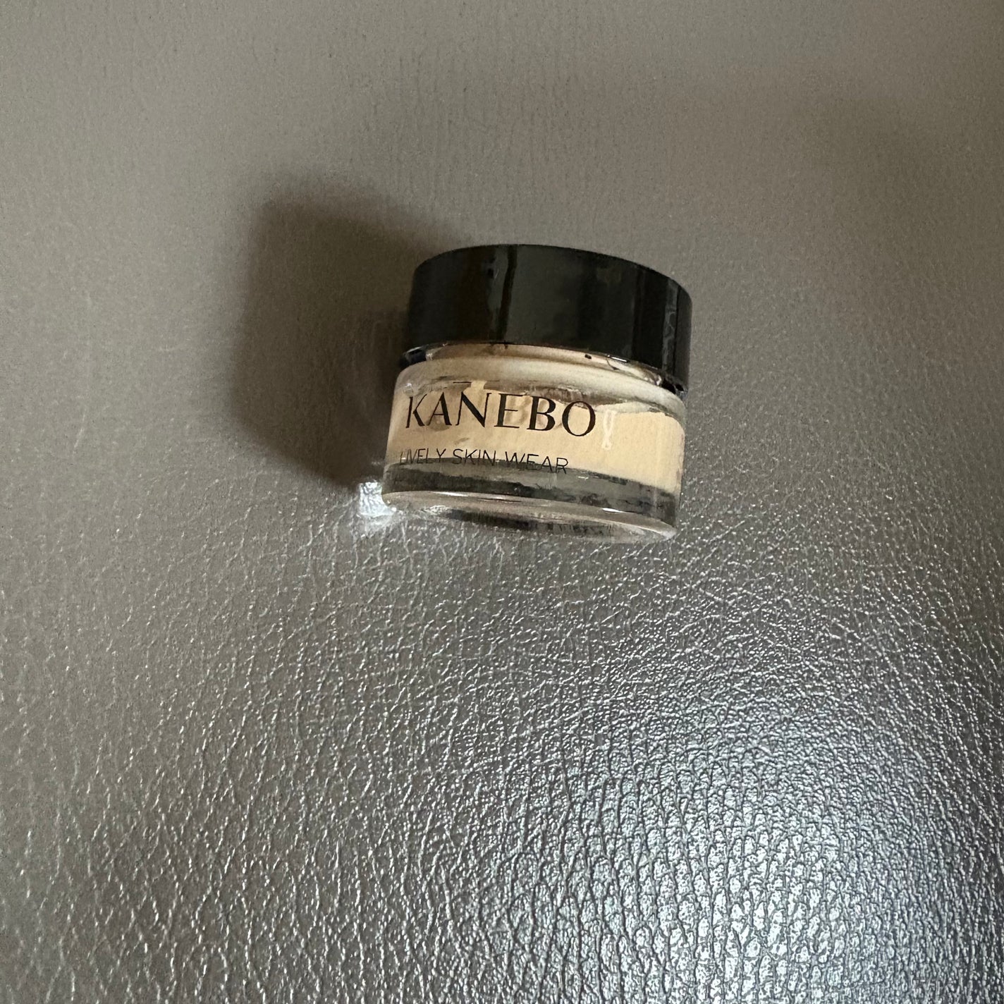 カネボウ ライブリースキン ウェアⅡ/KANEBO/リキッドファンデーションを使ったクチコミ(1枚目)