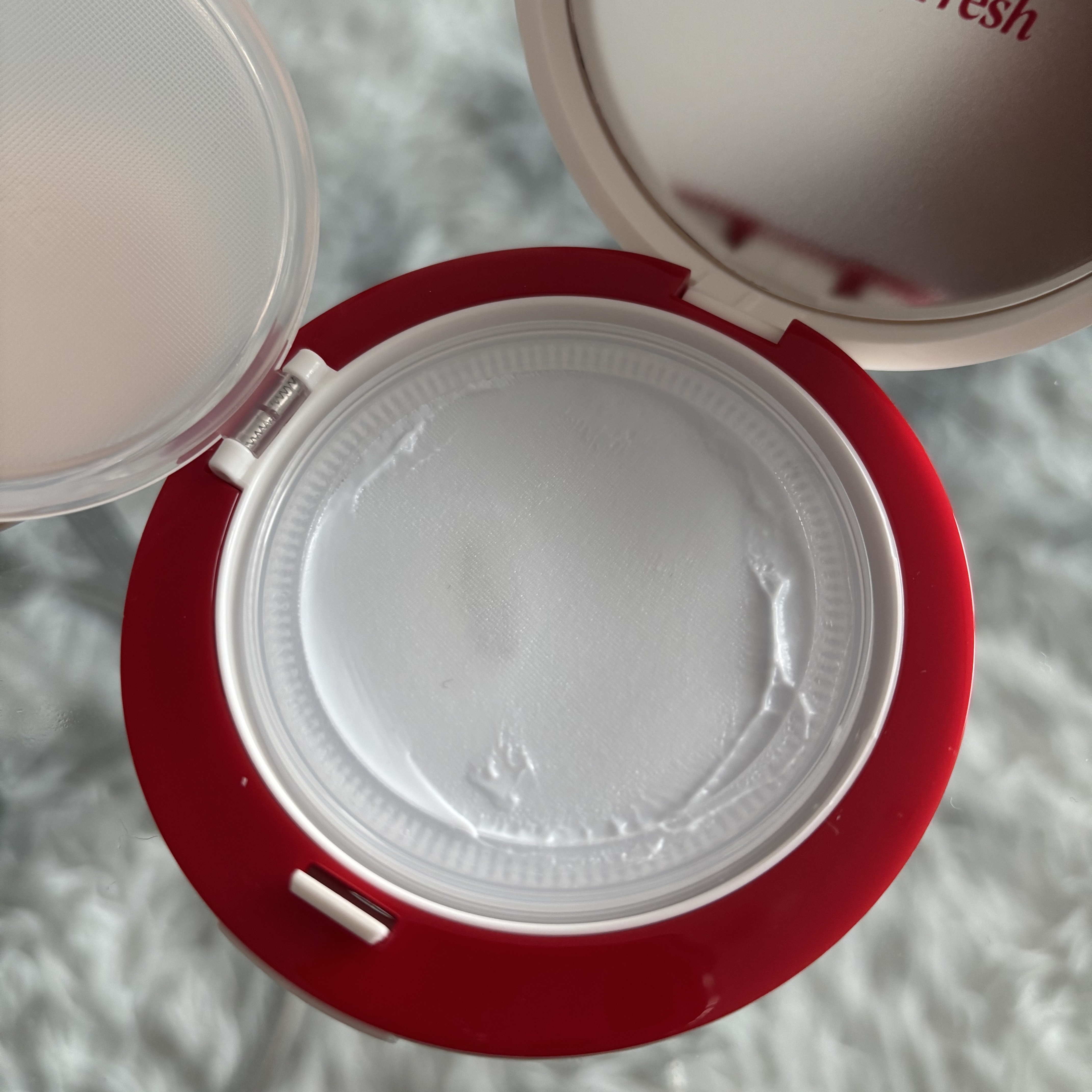 ビーベルベット セバムカットクッション/espoir/プレストパウダーを使ったクチコミ（2枚目）