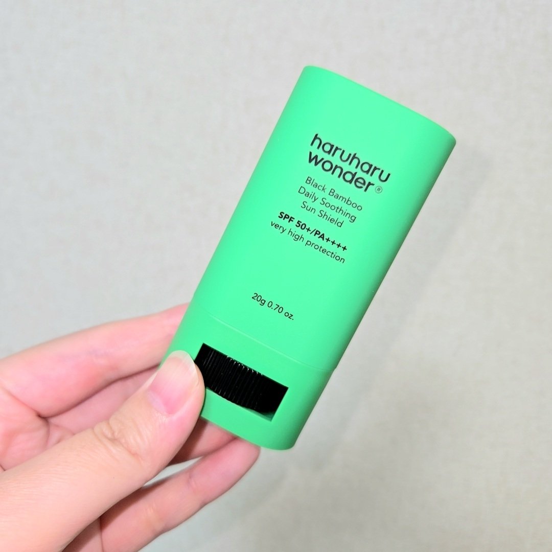 ブラックバンブーデイリー スージングサンシールド 20g SPF 50+/PA++++/haruharu wonder/日焼け止めスティックを使ったクチコミ（2枚目）