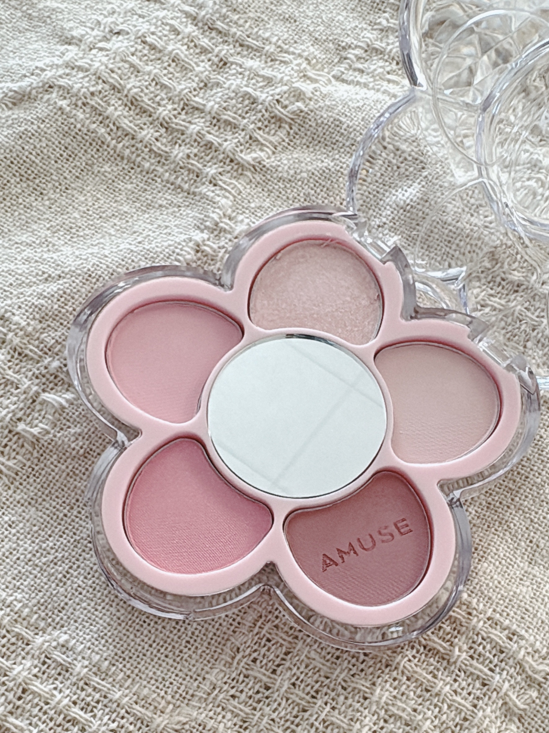 フローラアイパレット/AMUSE/アイシャドウを使ったクチコミ（3枚目）