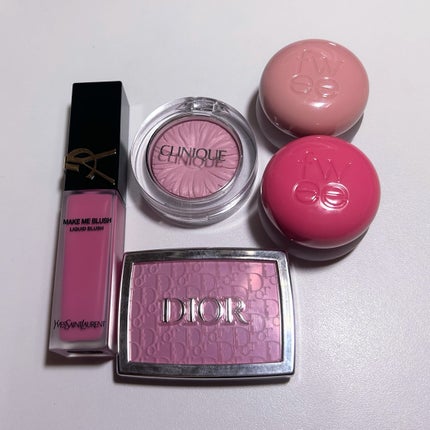 Dior ロージー グロウのクチコミ「🎀ブルベ夏おすすめチーク5選🎀
少しDiorの発色薄いような気するんですけど、頬に載せるともう.....」(3枚目)