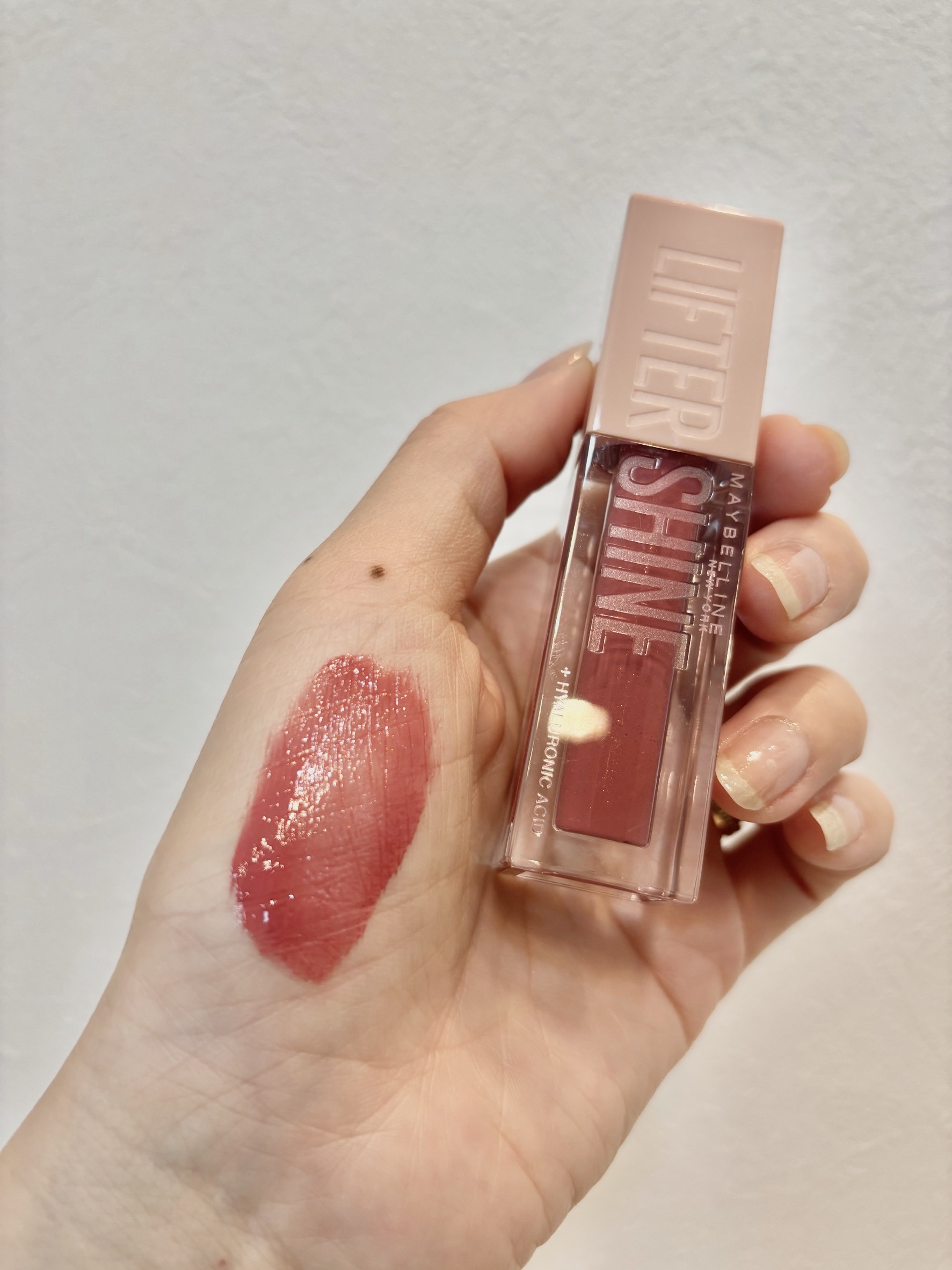 リフターシャイン/MAYBELLINE NEW YORK/リップグロスを使ったクチコミ（1枚目）