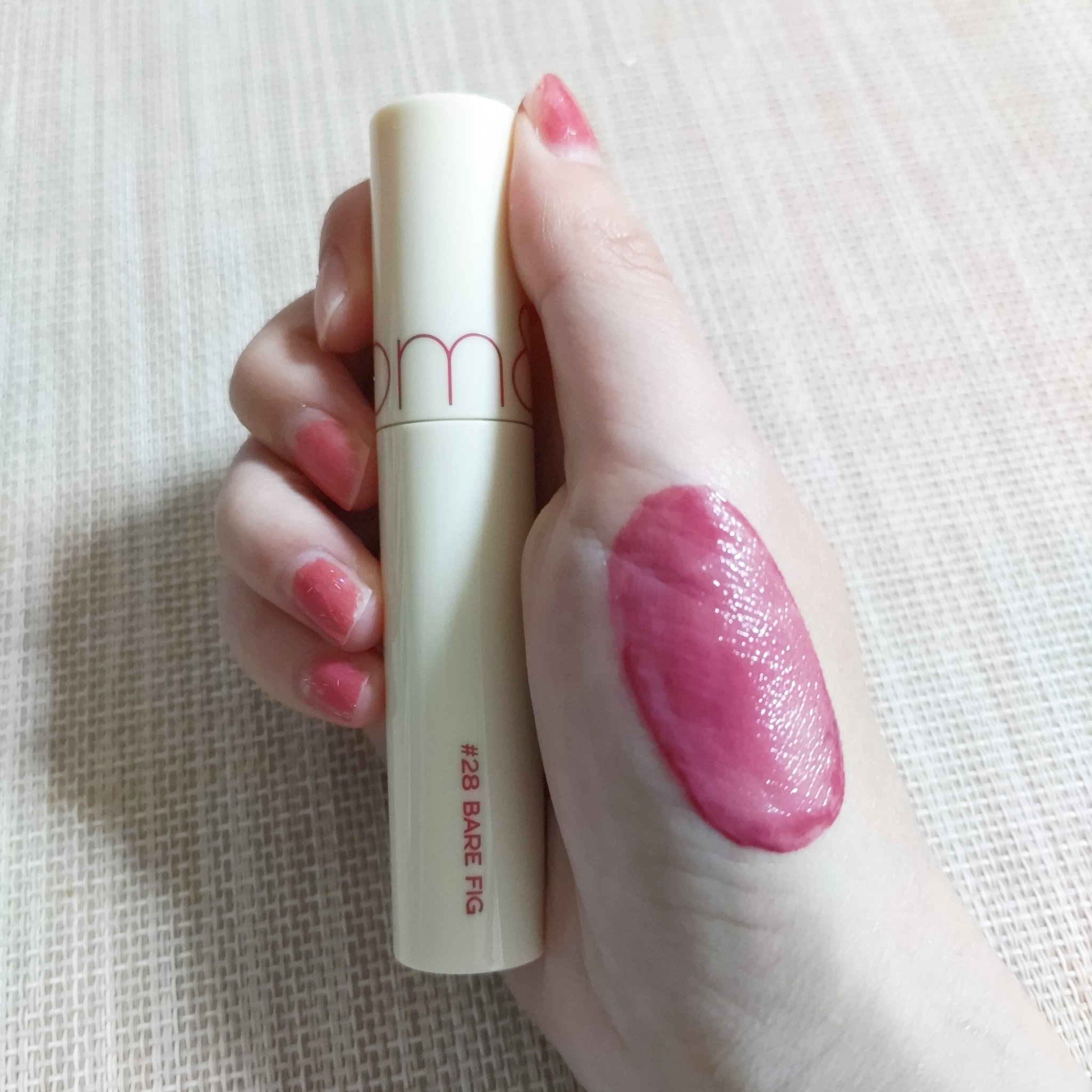 ジューシーラスティングティント/rom&nd/リップティントを使ったクチコミ（1枚目）