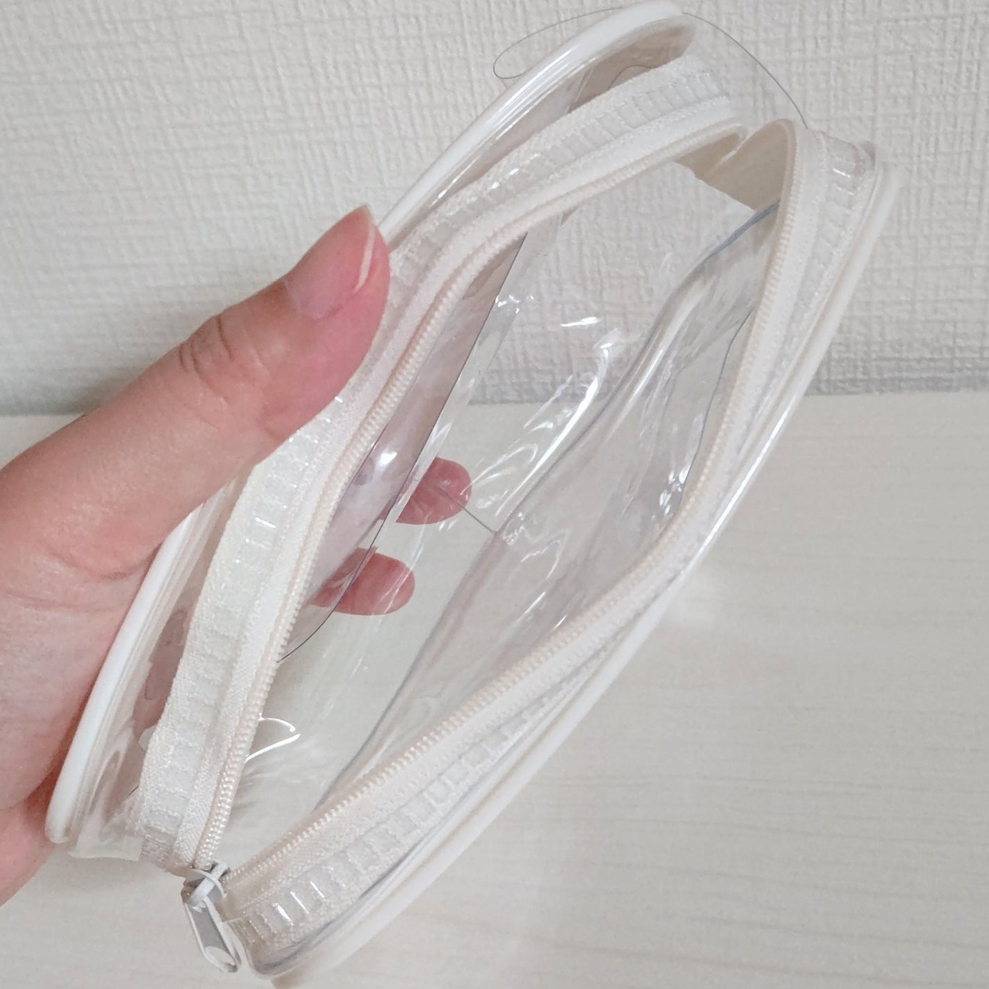 ゆずぽん on LIPS 「夏用の持ち歩く時のメイクポーチに使おうと思い購入しました🧸クリ..」(2枚目)