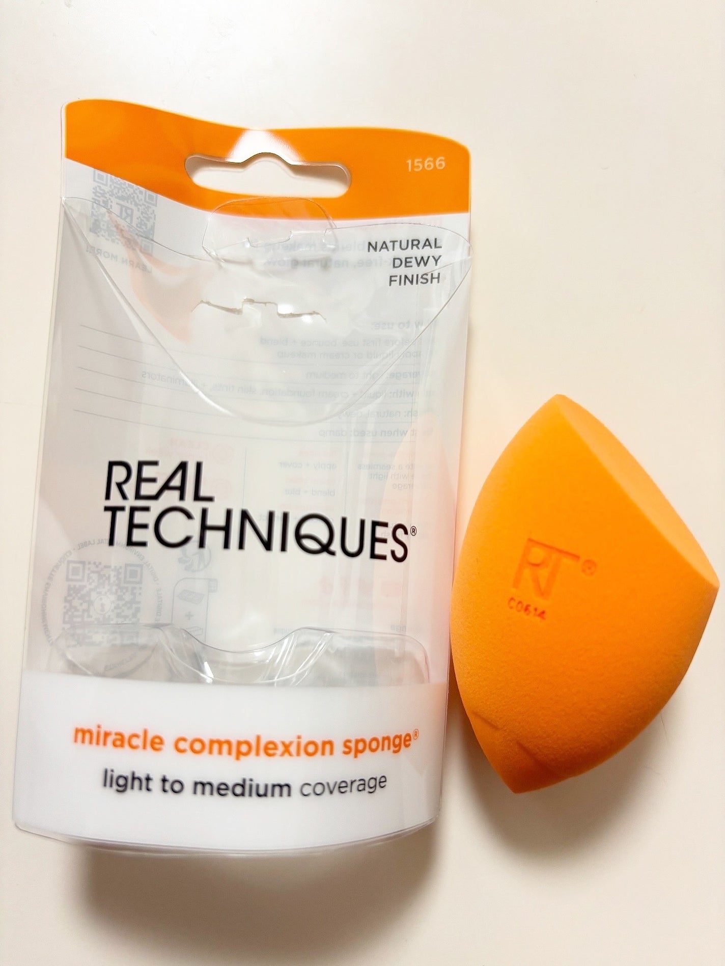 ブルフォロバ100 on LIPS 「RealTechniquesミラクルコンプレクションスポンジ🧡..」(2枚目)