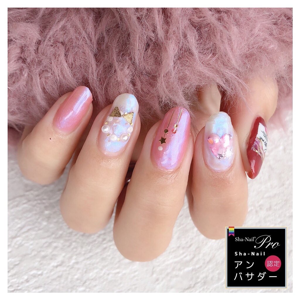 #セルフネイル,#TRILLネイル,#ロカリネイル,#シンプルネイル,#おしゃれネイル,#ポリッシュネイル,#パラドゥネイル,#クリスマスネイル,#写ネイル,#冬ネイル,#モテネイル,#ハートネイルのネイルデザイン