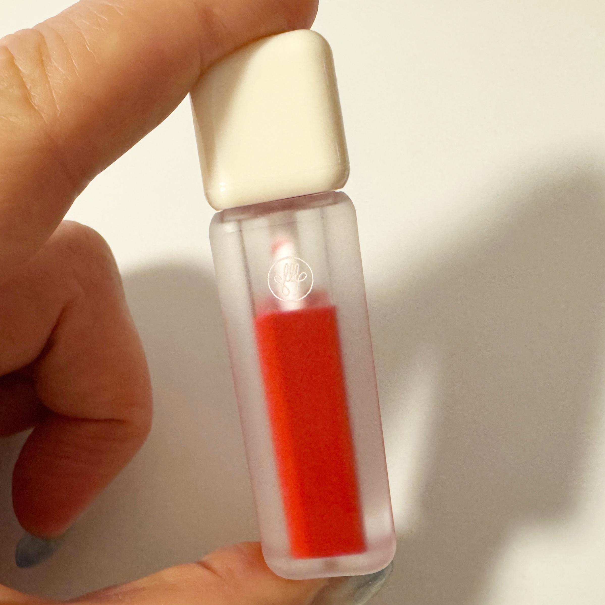 Arti Water Glow Tint #01 Red Valley/SON&PARK/口紅を使ったクチコミ（3枚目）