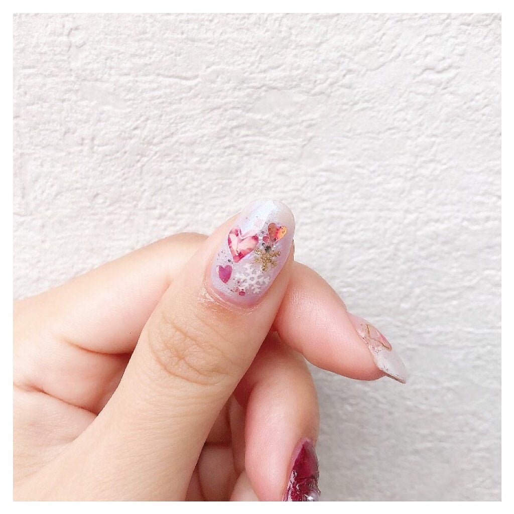 𝘼𝙮𝙪 ❦ 𝑆𝑒𝑙𝑓 𝑁𝑎𝑖𝑙 on LIPS 「❥こんばんは😌パラドゥ×写ネイルシールを使ってク..」(5枚目)