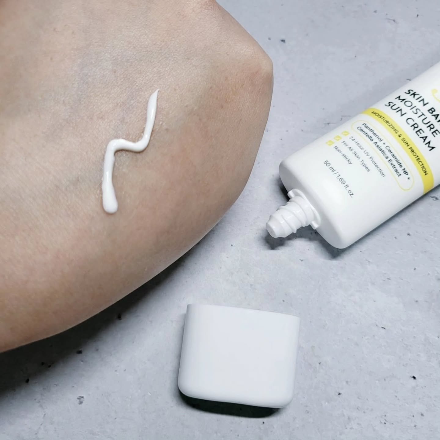 スキンバリアモイスチャーサンクリーム/Ongredients/日焼け止めクリームを使ったクチコミ（2枚目）