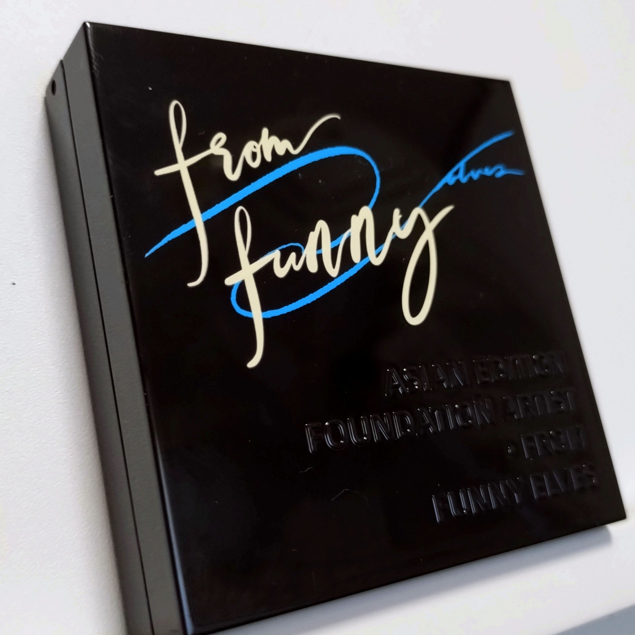 UVソフトマットプレストパウダー/FUNNY ELVES方里/プレストパウダーを使ったクチコミ（3枚目）