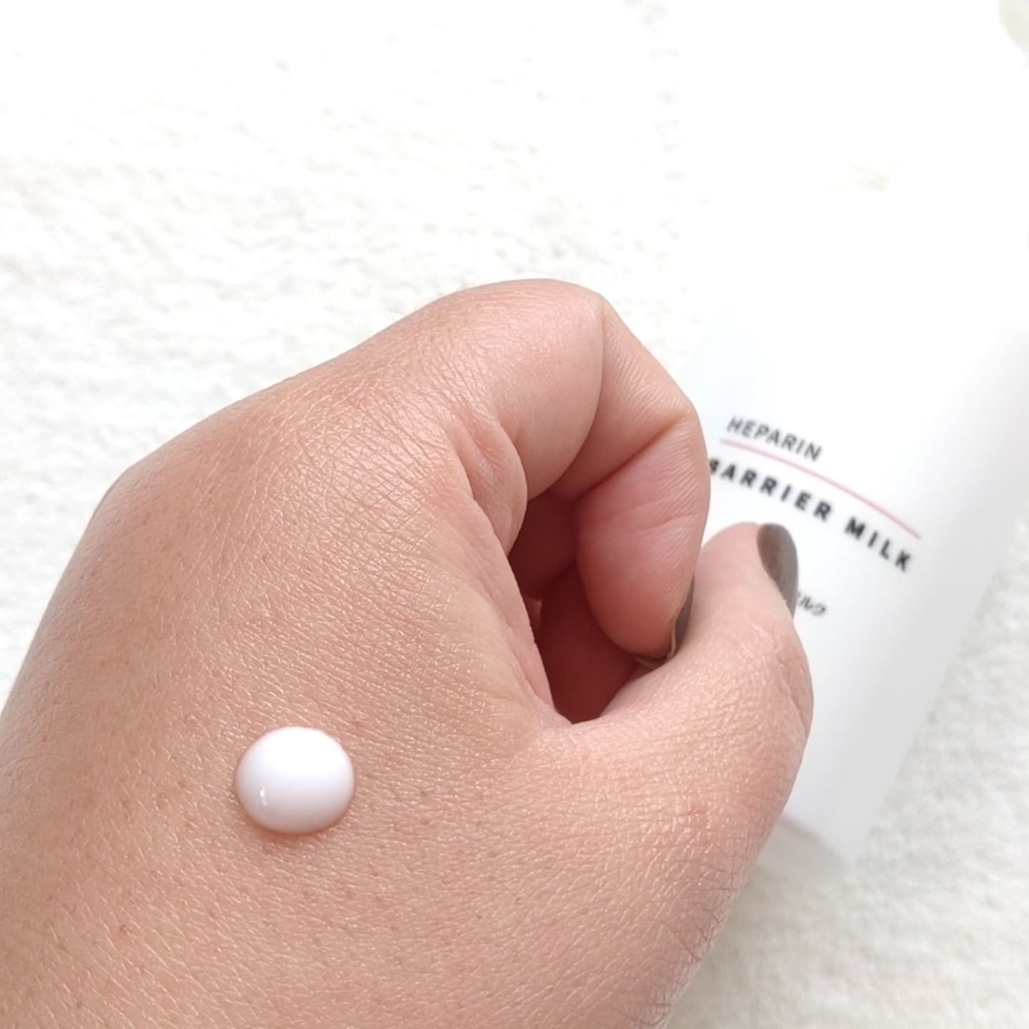 薬用ヘパリンバリアミルク/KATAN/ボディミルクを使ったクチコミ（3枚目）