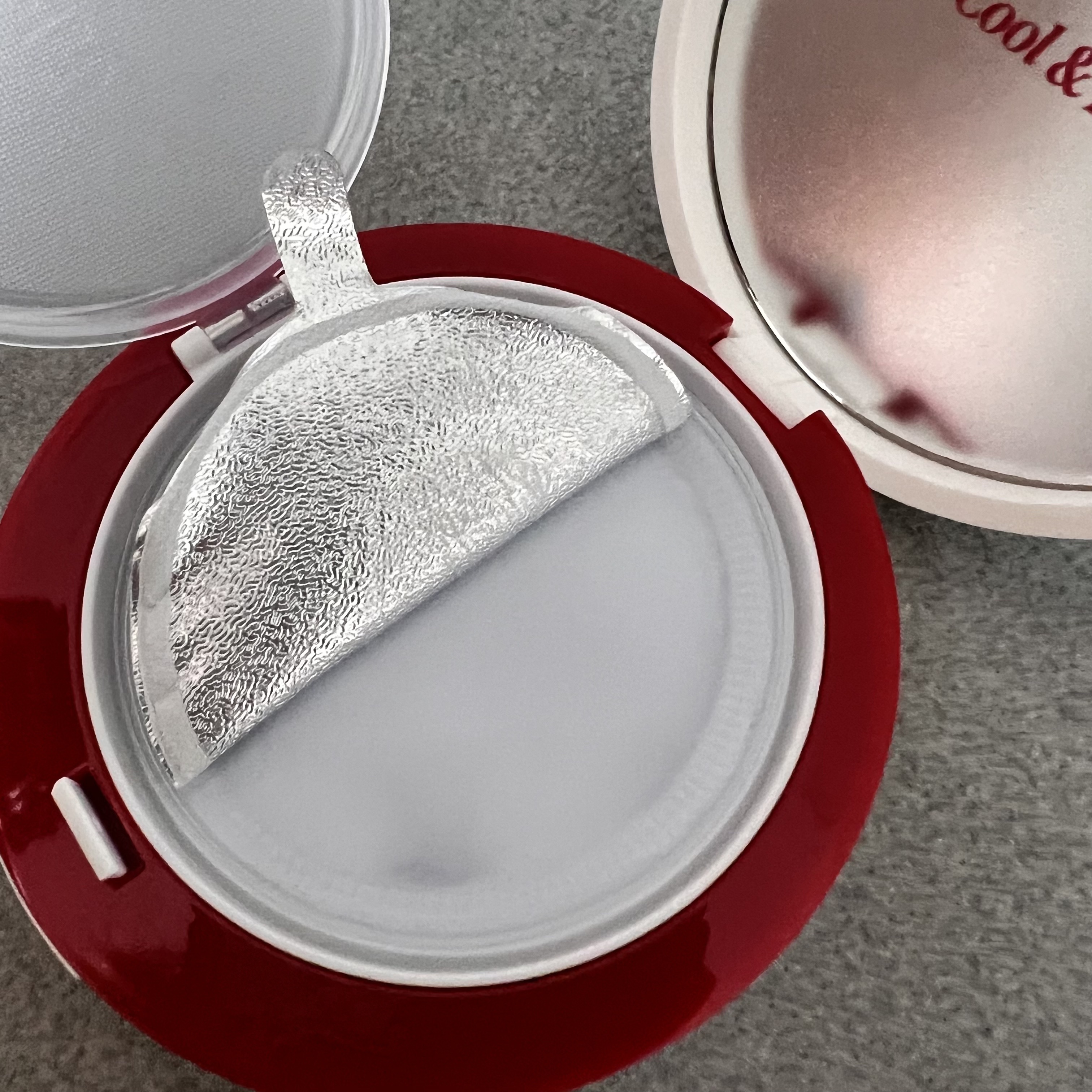 ビーベルベット セバムカットクッション/espoir/プレストパウダーを使ったクチコミ（2枚目）