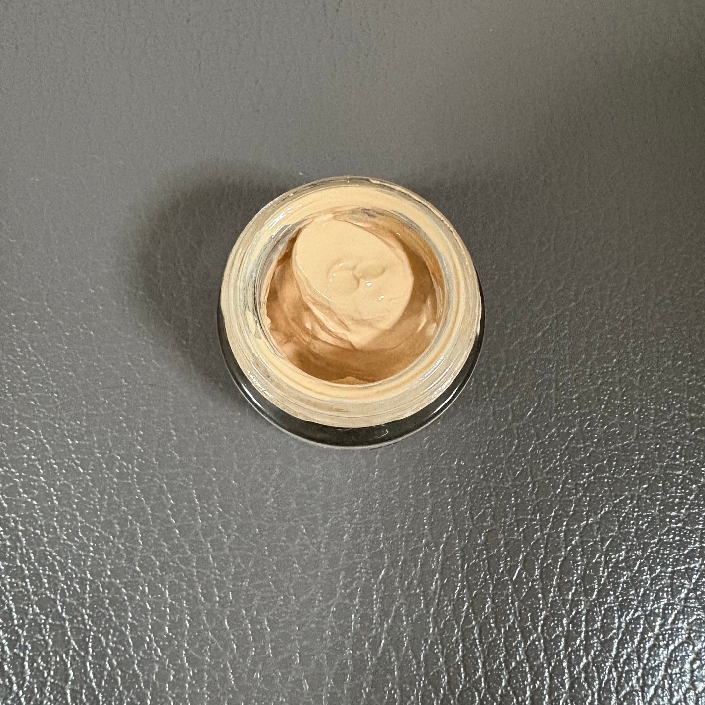 カネボウ ライブリースキン ウェアⅡ/KANEBO/リキッドファンデーションを使ったクチコミ(2枚目)