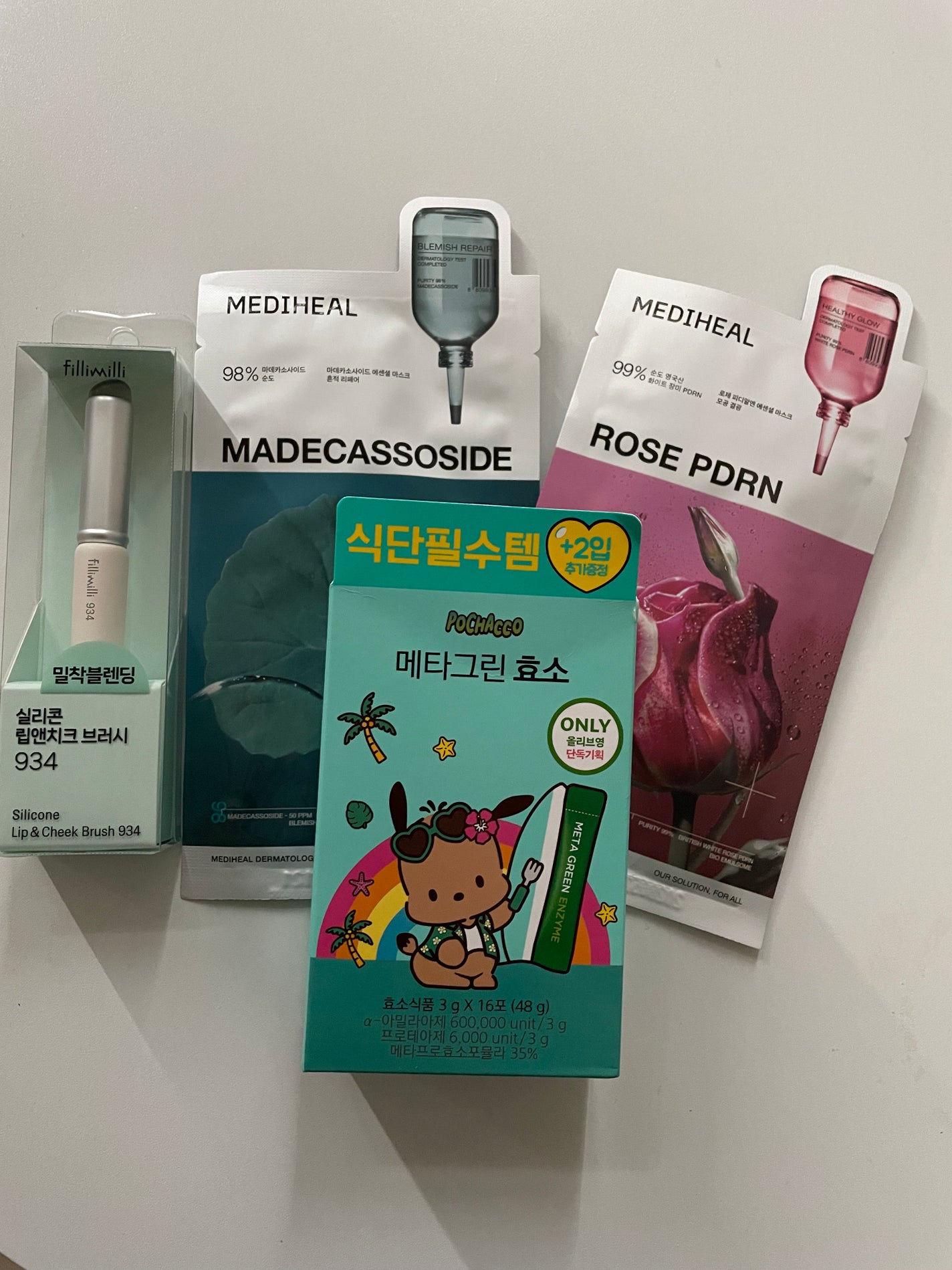 FilliMilli ポータブルワイドリップブラシ931/fillimilli/メイクブラシを使ったクチコミ(1枚目)