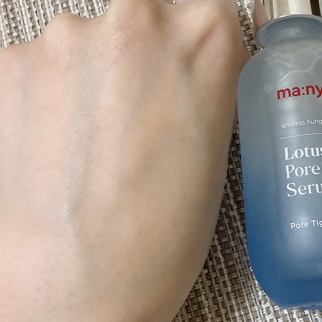 ロータスポアタイトニングセラム/manyo/美容液を使ったクチコミ（3枚目）