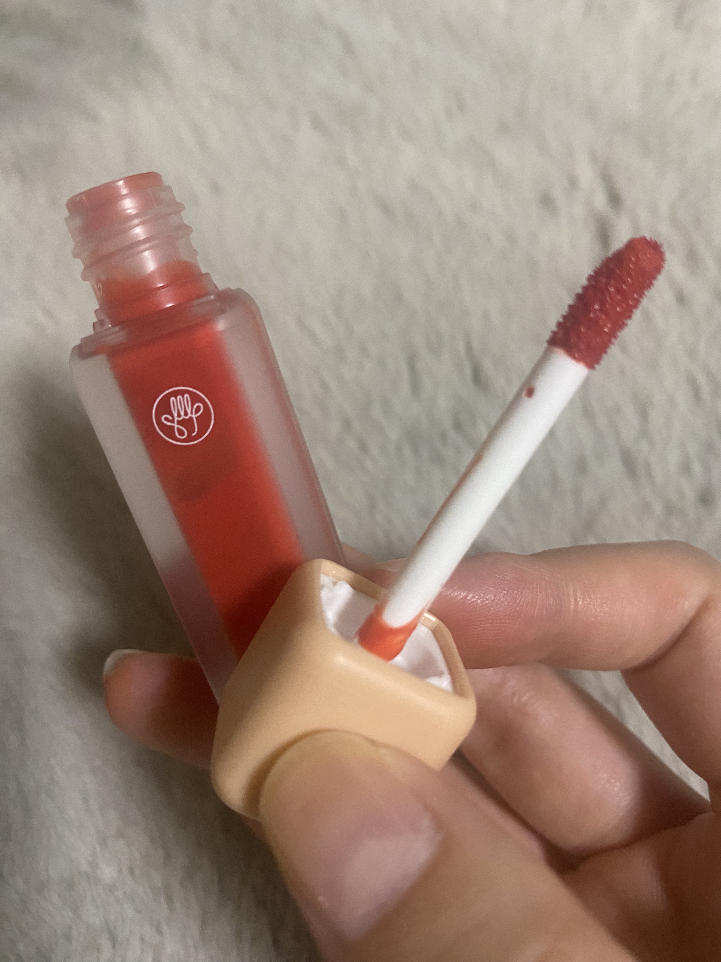 Arti Water Blur Tint/SON&PARK/口紅を使ったクチコミ（2枚目）