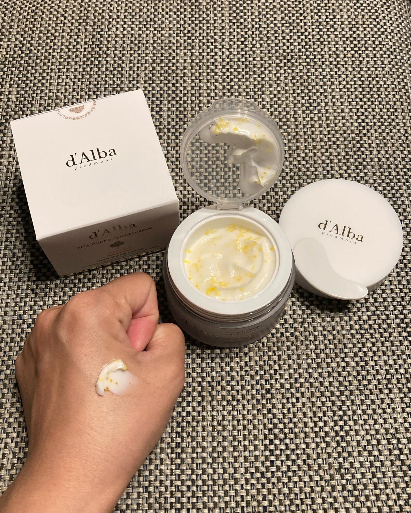 ビタトーニングカプセルクリーム/ダルバ/フェイスクリームを使ったクチコミ(2枚目)