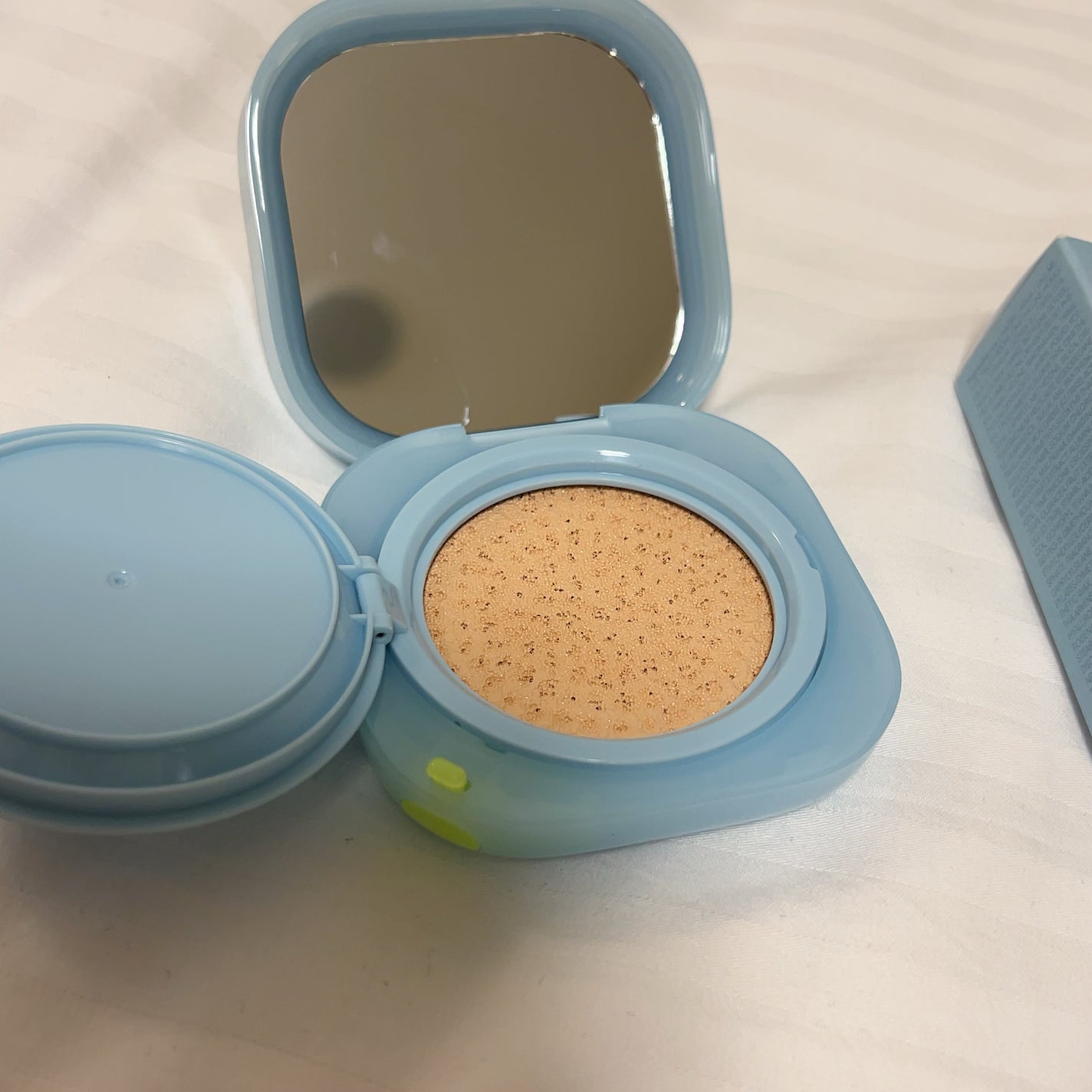 ラネージュ ネオクッション ミュイ /LANEIGE/クッションファンデーションを使ったクチコミ(3枚目)