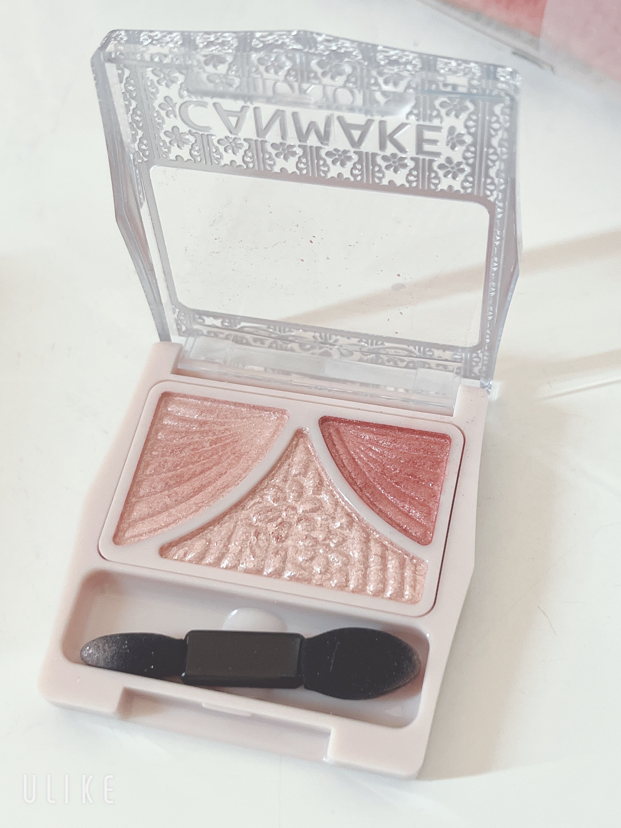 ジューシーピュアアイズ/キャンメイク/アイシャドウパレットを使ったクチコミ（2枚目）