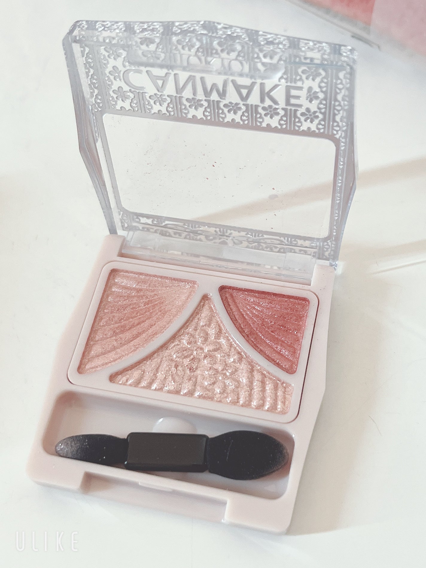 ジューシーピュアアイズ/キャンメイク/アイシャドウパレットを使ったクチコミ(2枚目)