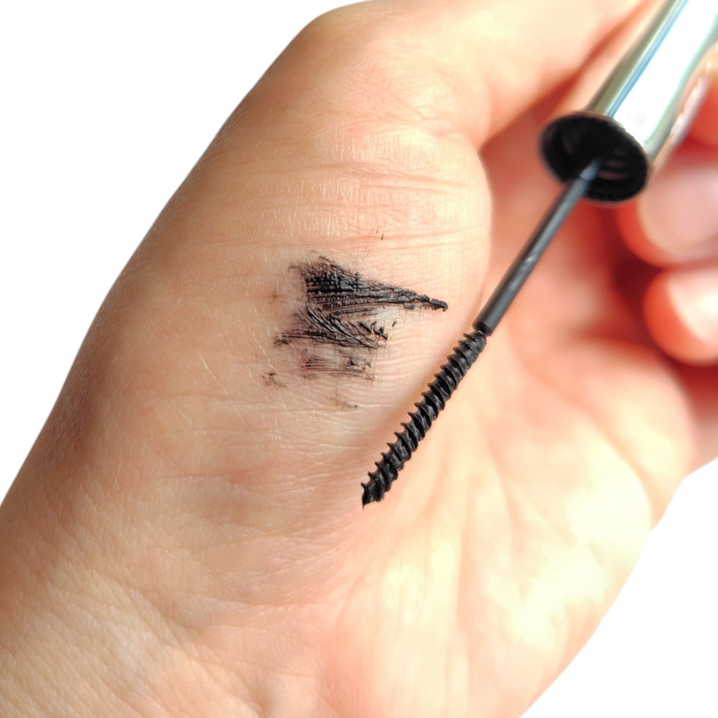 たみ →→フォロバ on LIPS 「FIVEVIBE エクストラスリムカールアップマスカラ \超..」(4枚目)