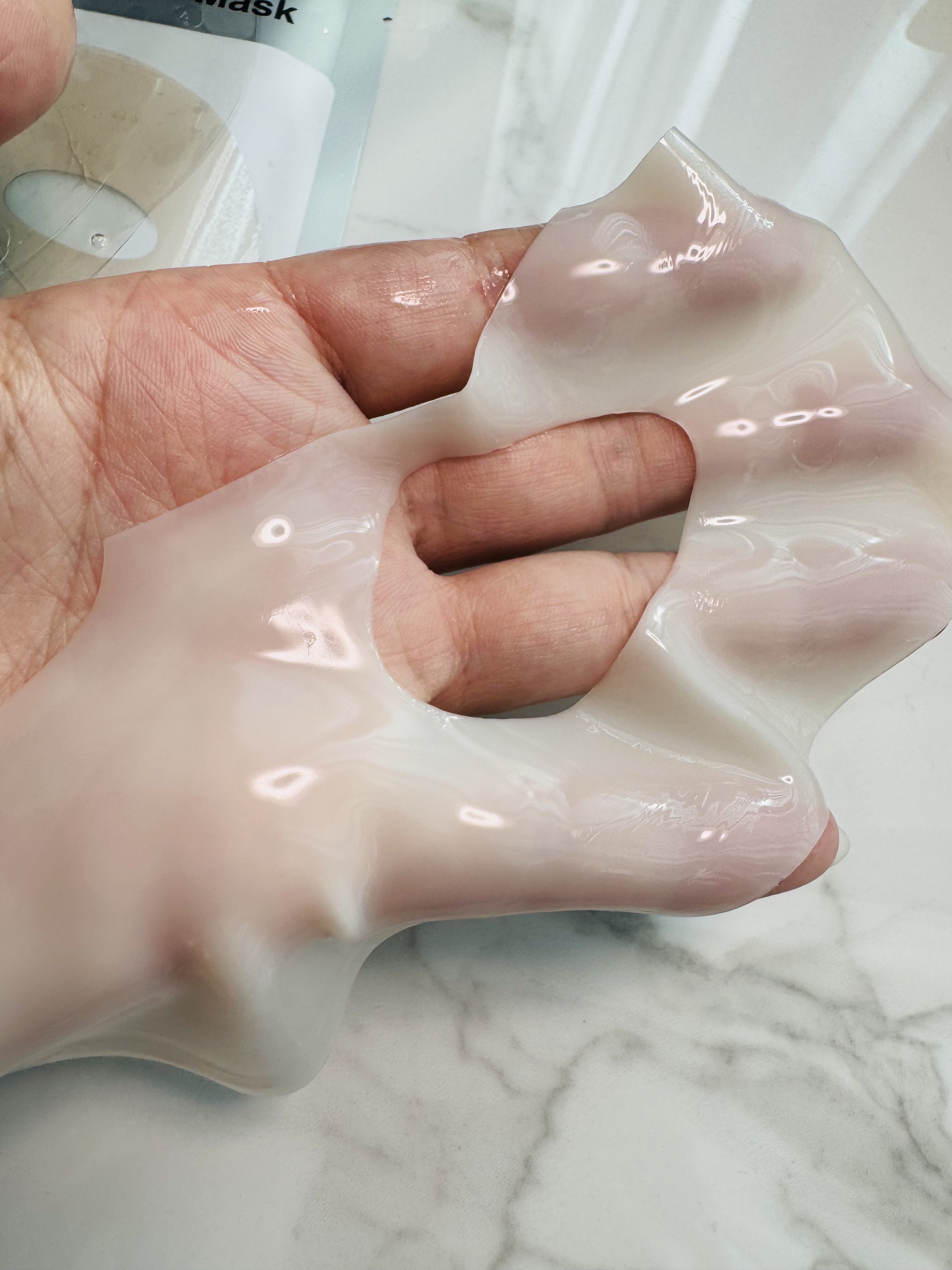 RXザ・アルファ アルブチン ハイドロゲルパック/COSRX/シートマスク・パックを使ったクチコミ（2枚目）