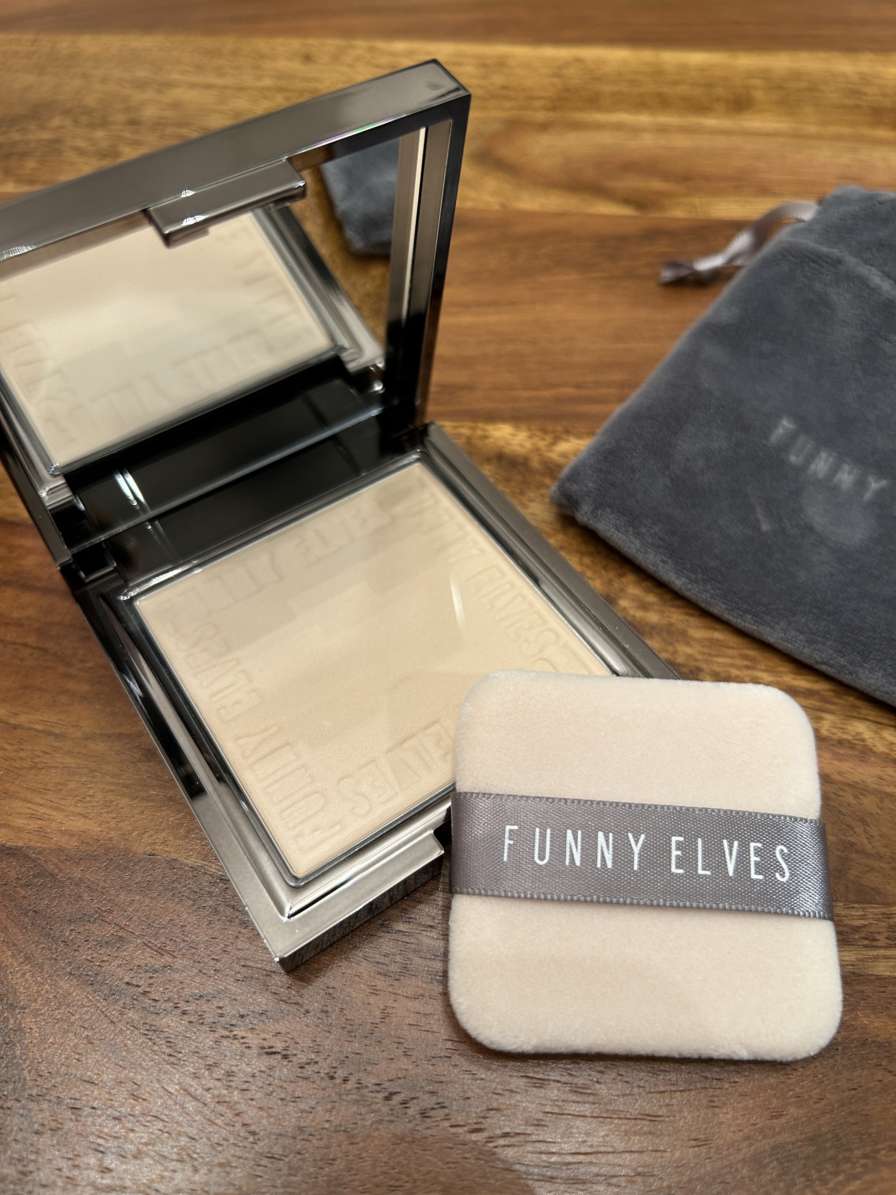 ソフトマットプレストパウダー/FUNNY ELVES方里/プレストパウダーを使ったクチコミ（3枚目）