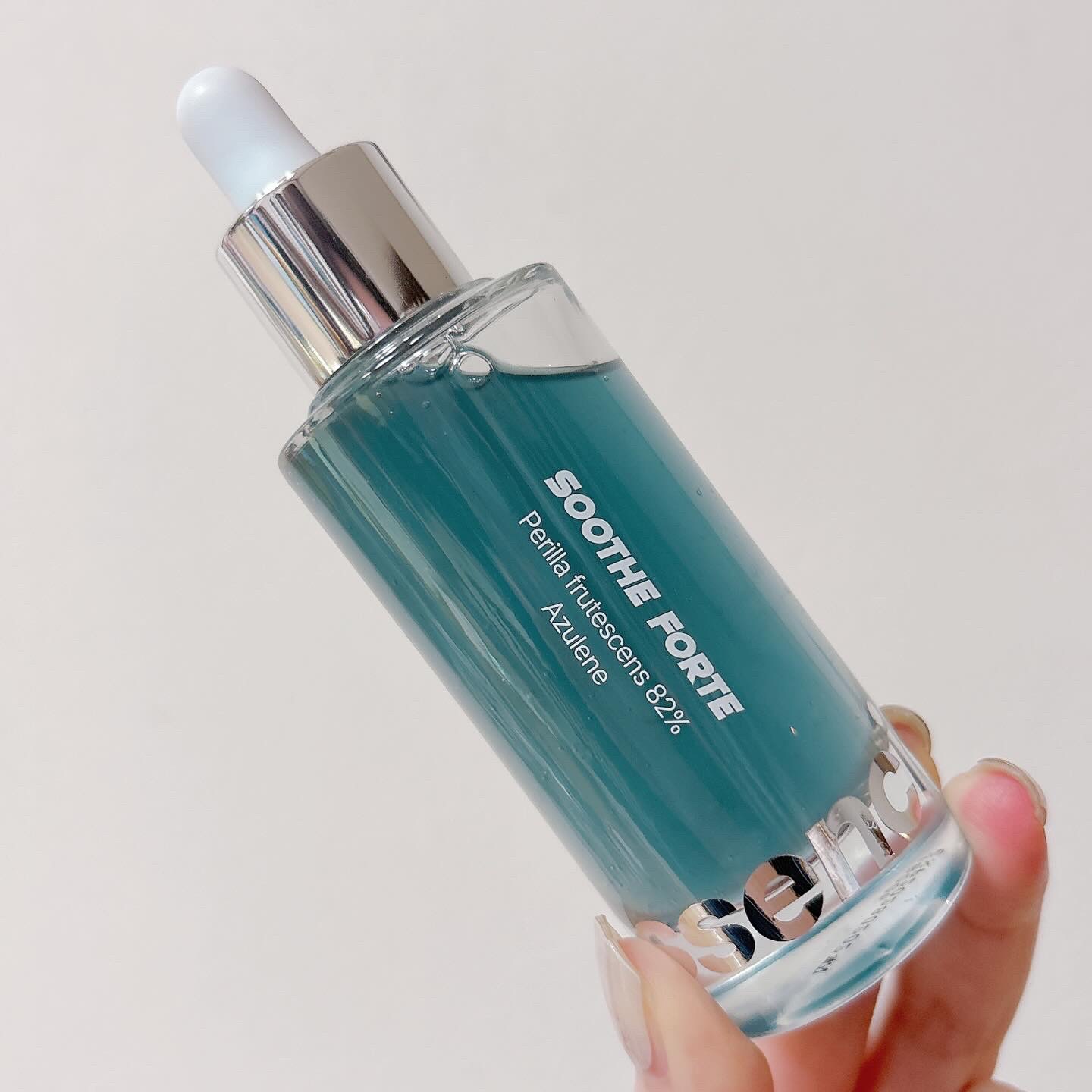 SOOTHE FORTE SERUM/essenciel/ブースター・導入液を使ったクチコミ（1枚目）